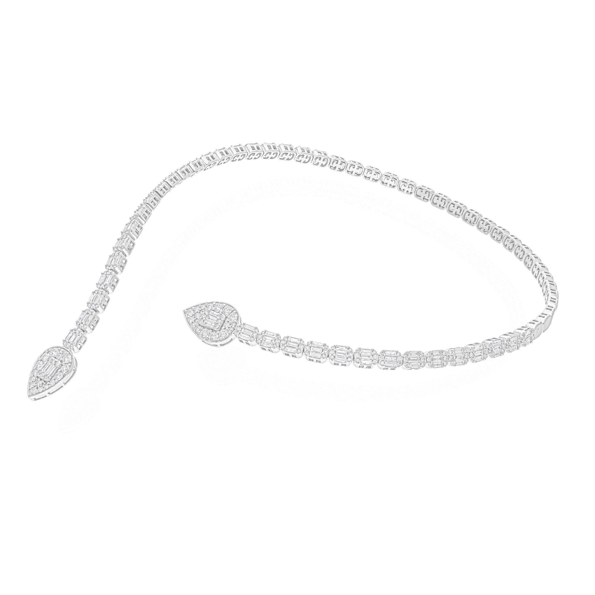 Moderne Collier ras du cou en or blanc avec diamant baguette de 7,02 carats SI Clarity HI Color en vente