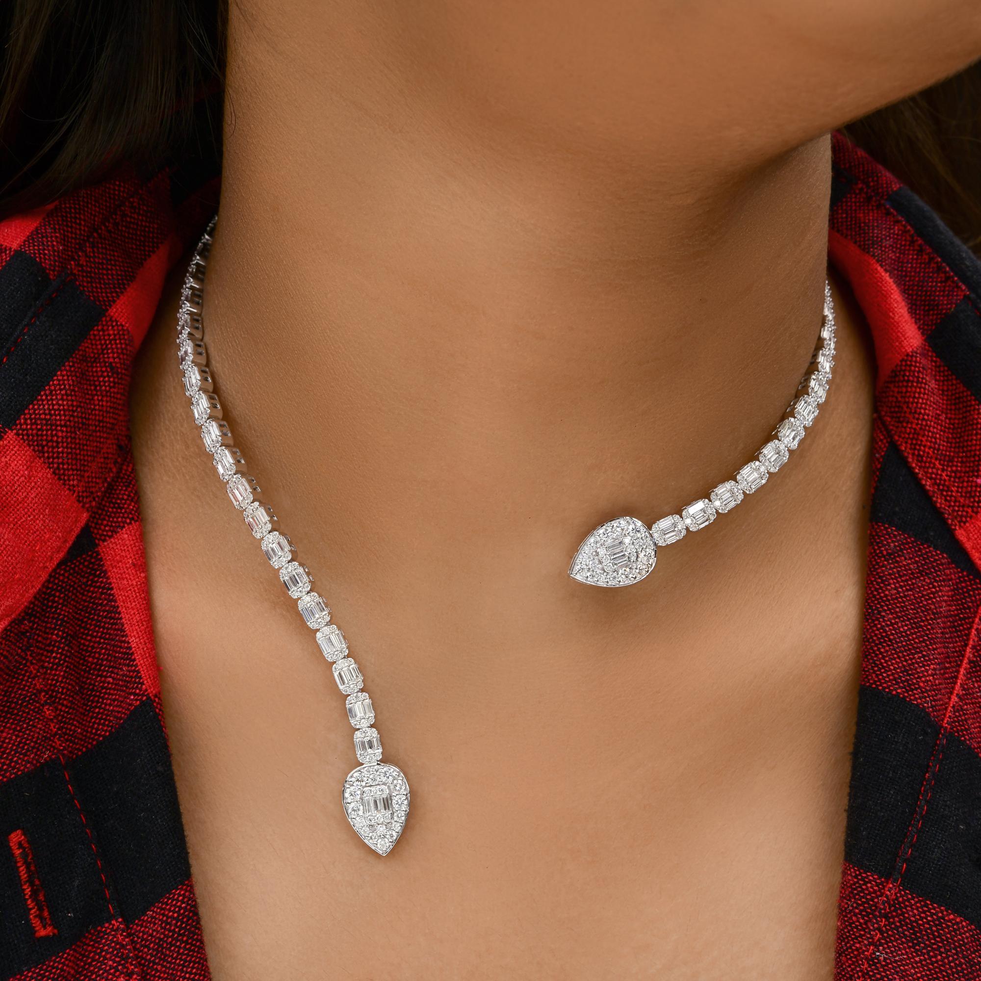 Collier ras du cou en or blanc avec diamant baguette de 7,02 carats SI Clarity HI Color Neuf - En vente à Diera, Dubai