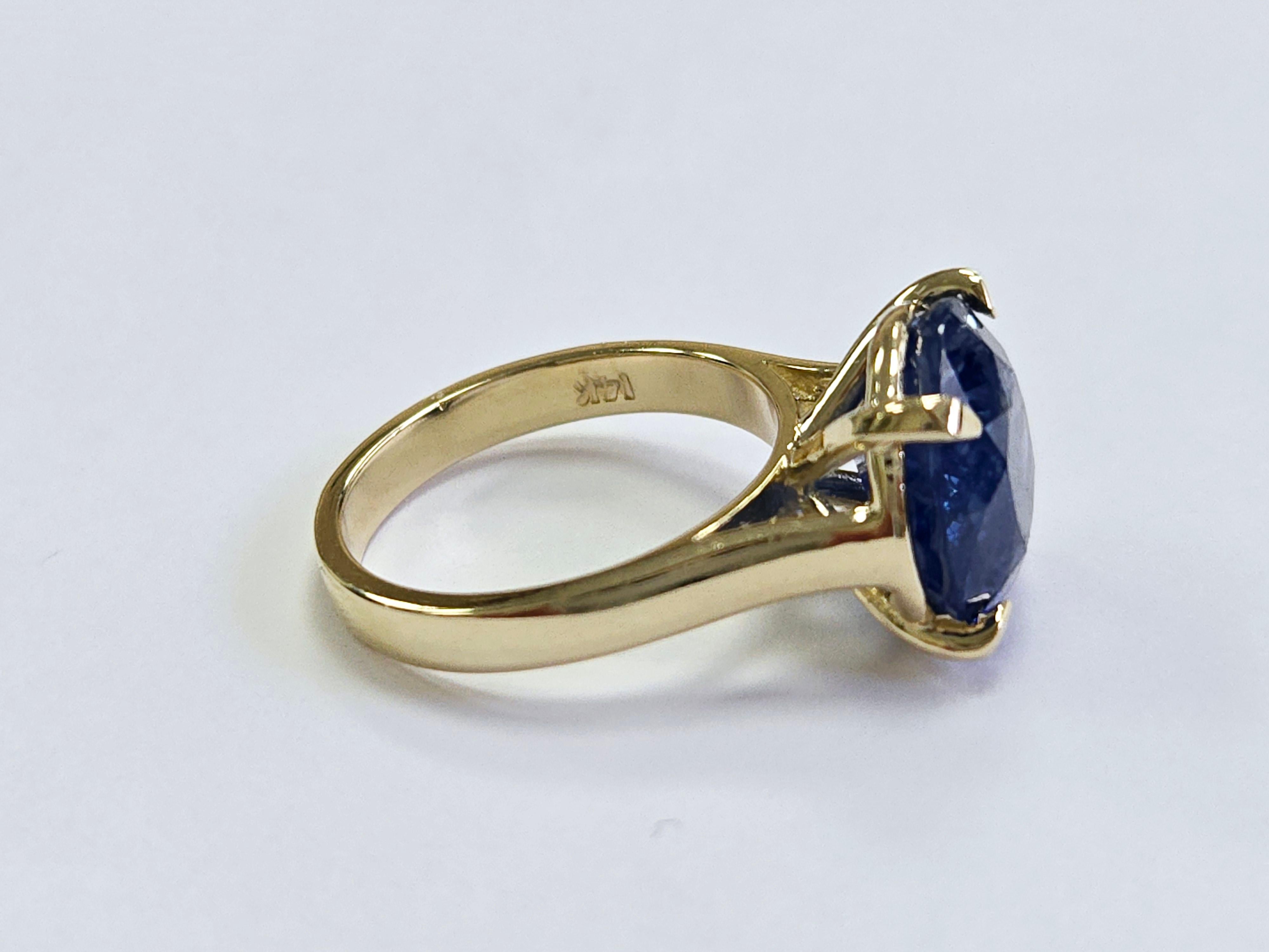 7,03 Karat runder natürlicher Saphir Ring 14 Karat Gelbgold (Rundschliff) im Angebot