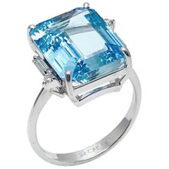 7.05 Carat Aquamarine and Diamond White Gold Cocktail Ring