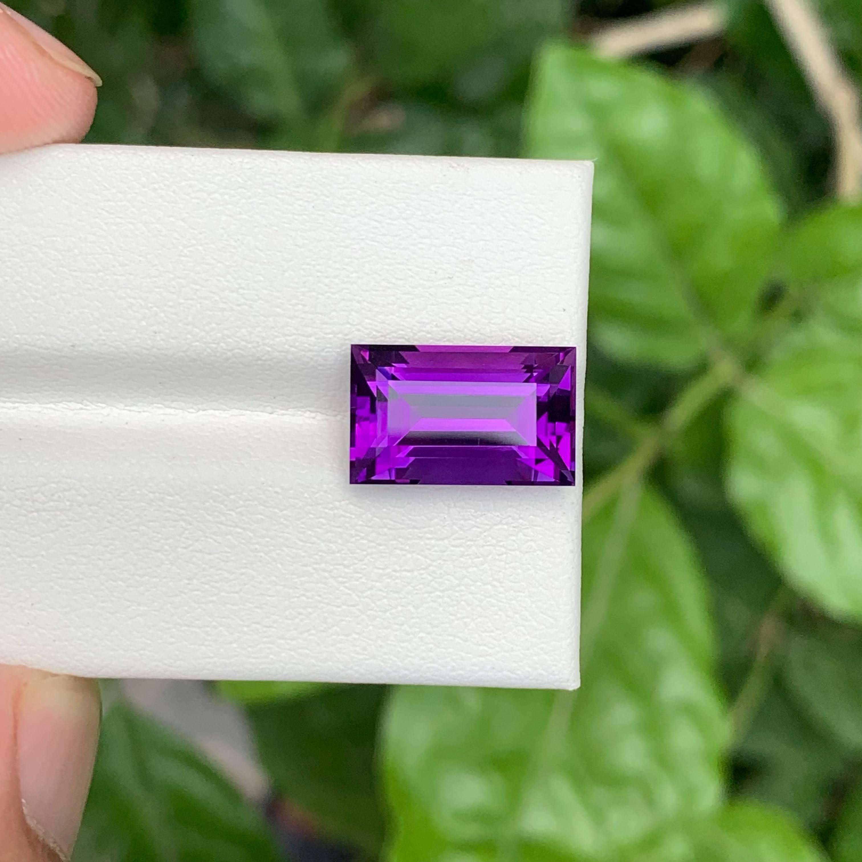7.05 Carati di Ametista Viola Sciolta Taglio Baguette Gemma Brasiliana Naturale In condizioni Nuovo in vendita a Bangkok, TH