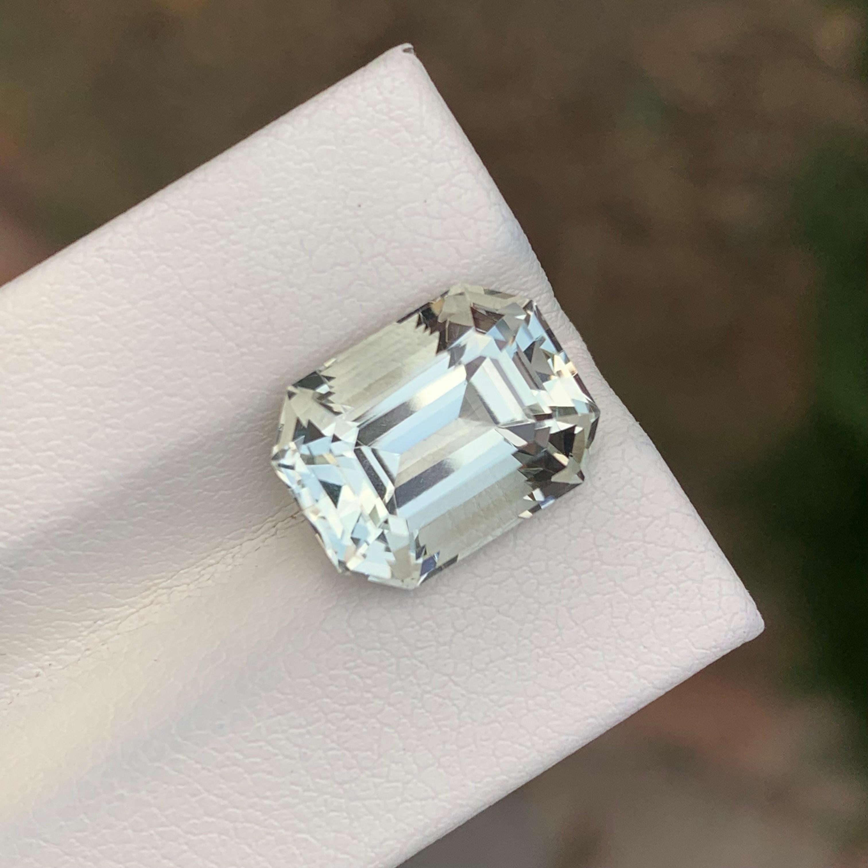 7,05 Karat Natürlicher loser grüner Amethyst Smaragd Form Edelstein im Angebot 4