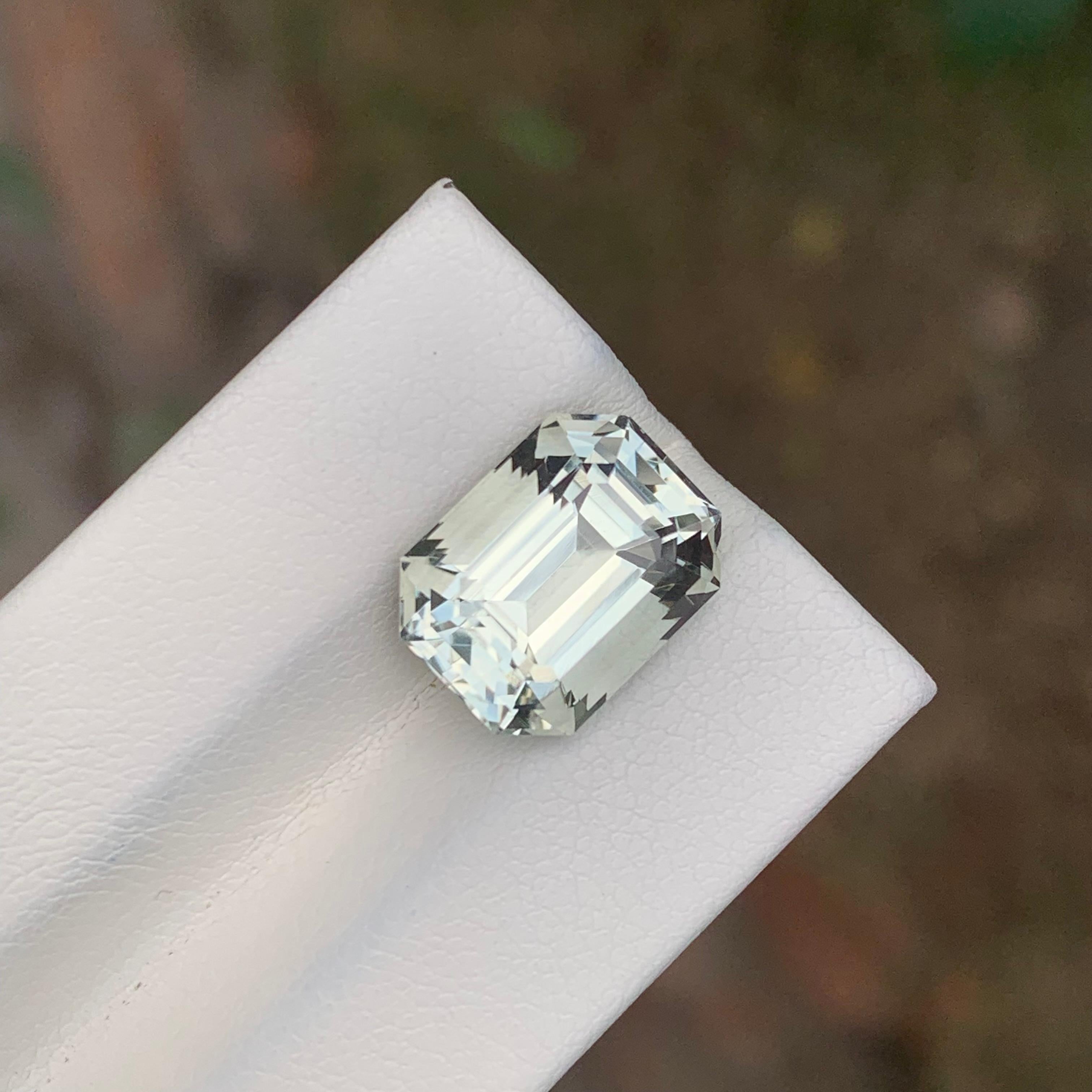 7,05 Karat Natürlicher loser grüner Amethyst Smaragd Form Edelstein (Arts and Crafts) im Angebot