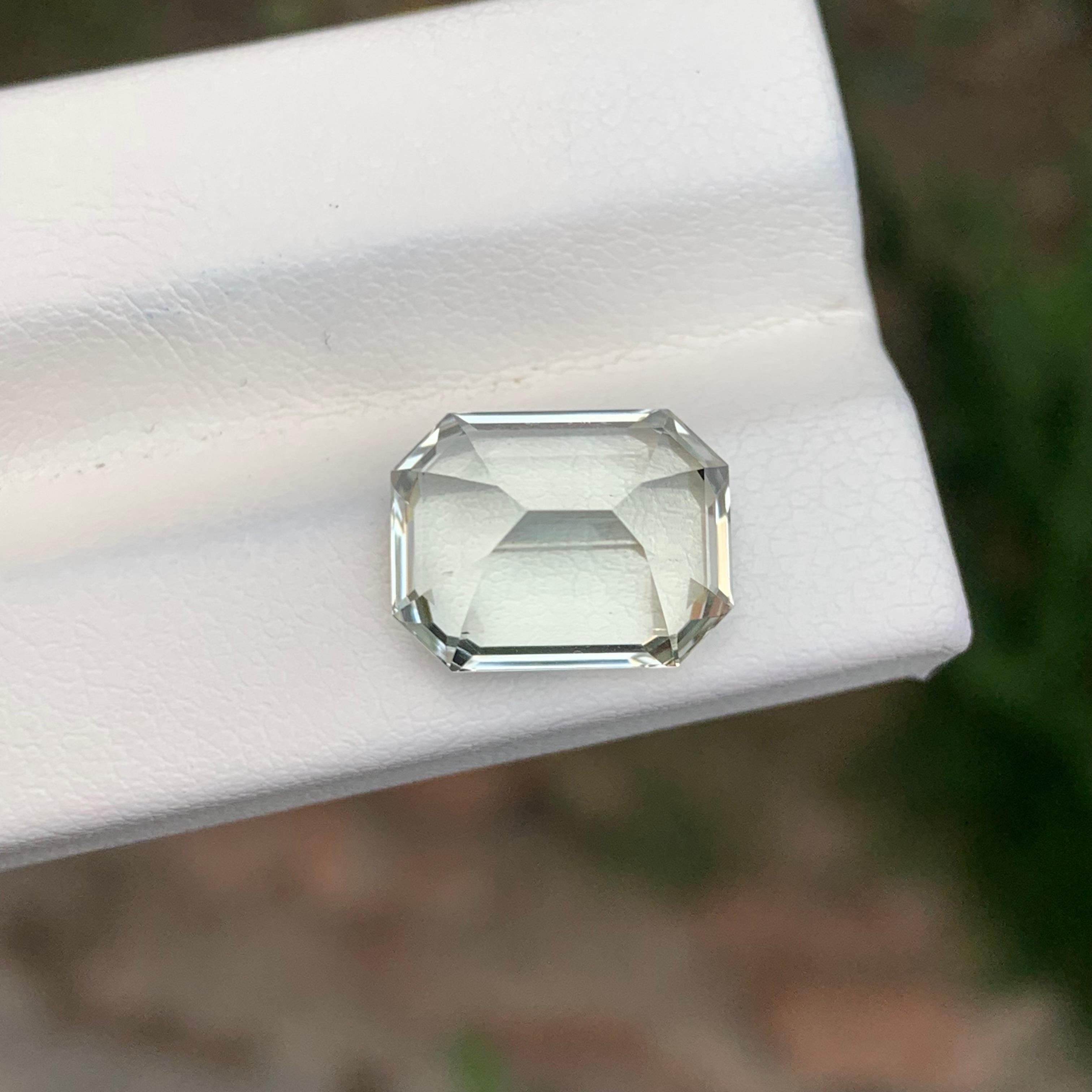 7,05 Karat Natürlicher loser grüner Amethyst Smaragd Form Edelstein für Damen oder Herren im Angebot