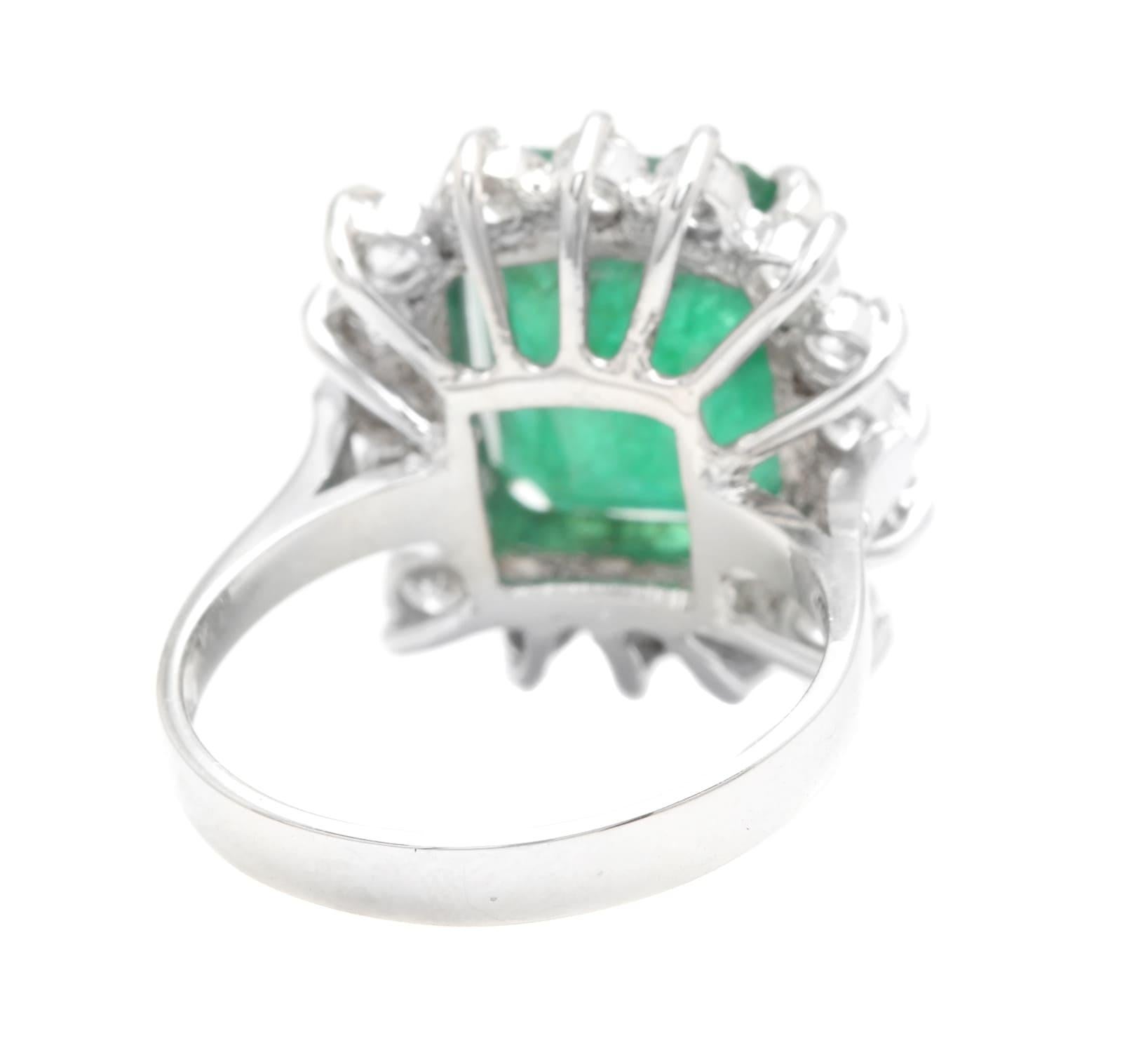 7.05 Carats Natural Emerald and Diamond 14K Solid White Gold Ring In New Condition For Sale In Los Angeles, CA