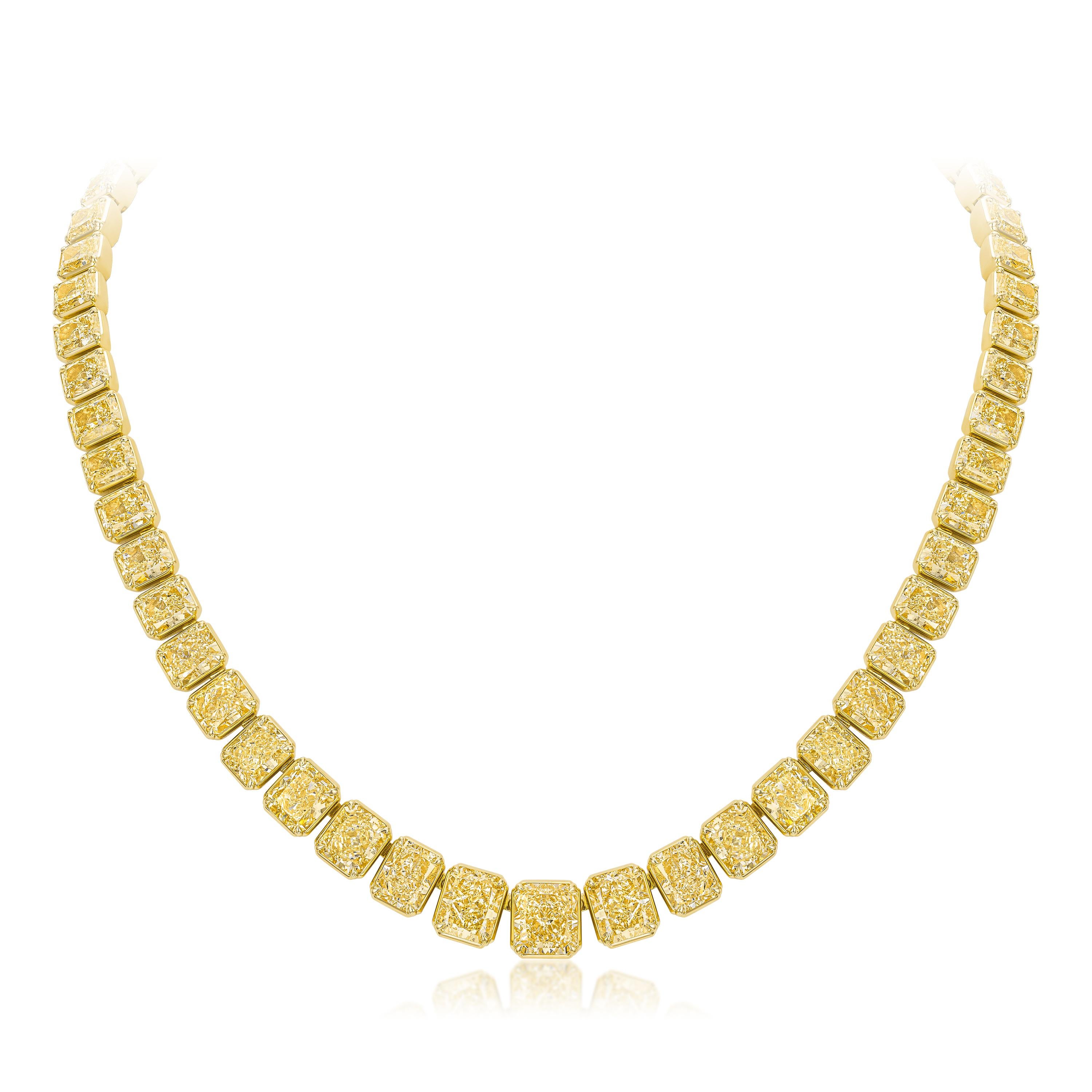 70,52 Quilates Collar de Diamantes de Corte Radiante Amarillo Fantasía en Nuevo estado para la venta en New York, NY