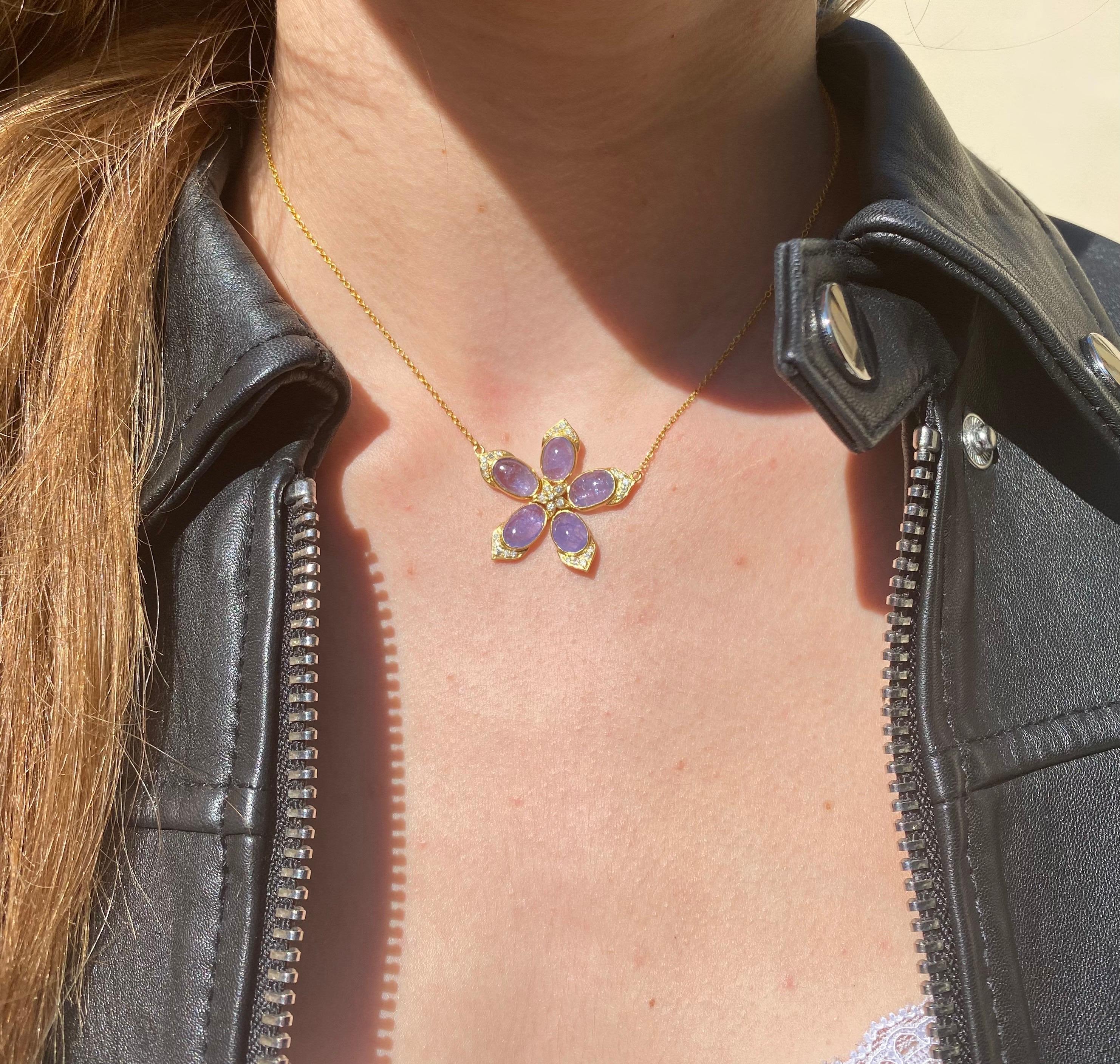 7.05cts Tanzanite, Diamond and Gold Flower Necklace by Lauren Harper For Sale 4