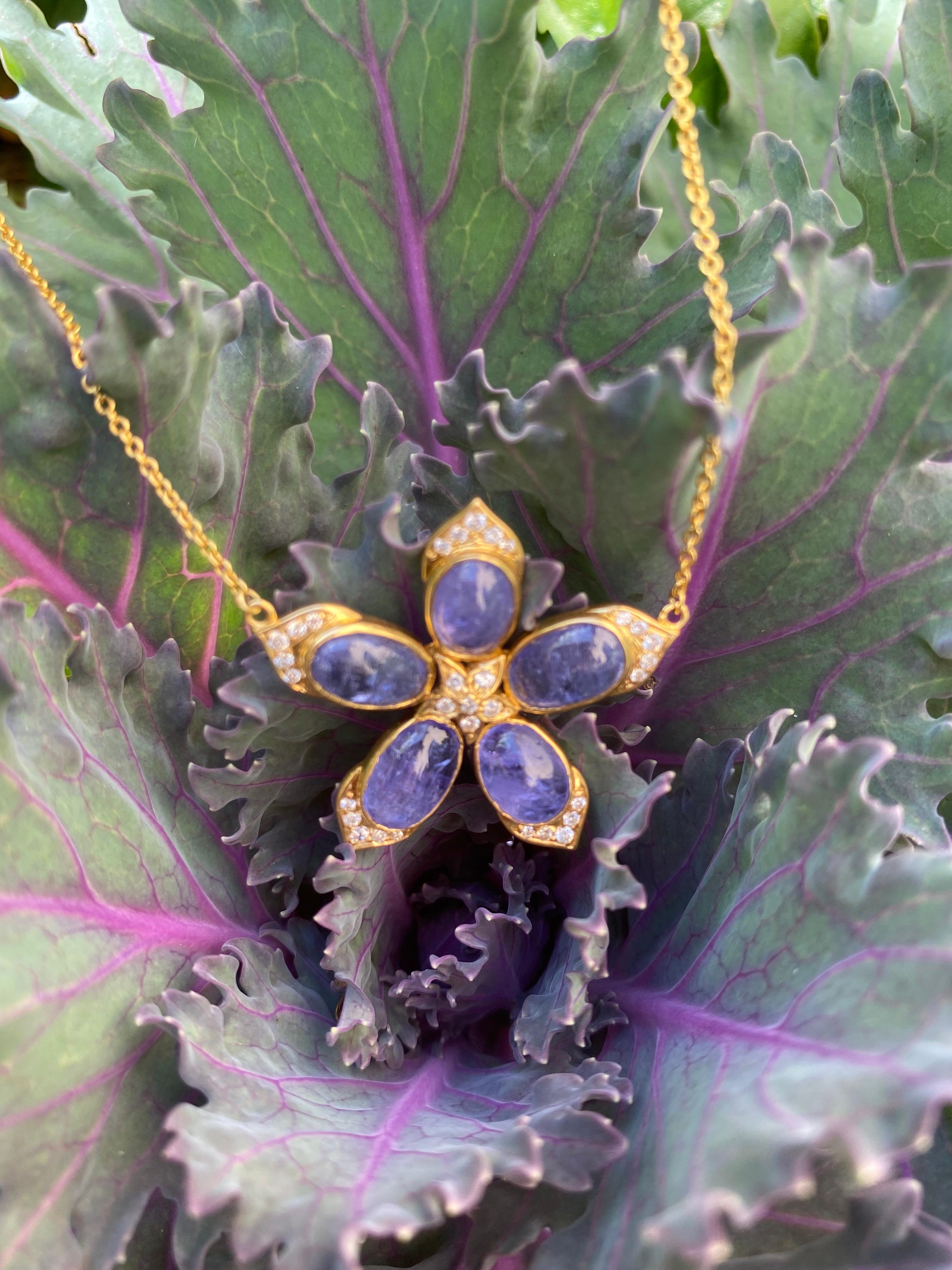 Artisan 7.05cts Tanzanite, Diamond and Gold Flower Necklace by Lauren Harper For Sale