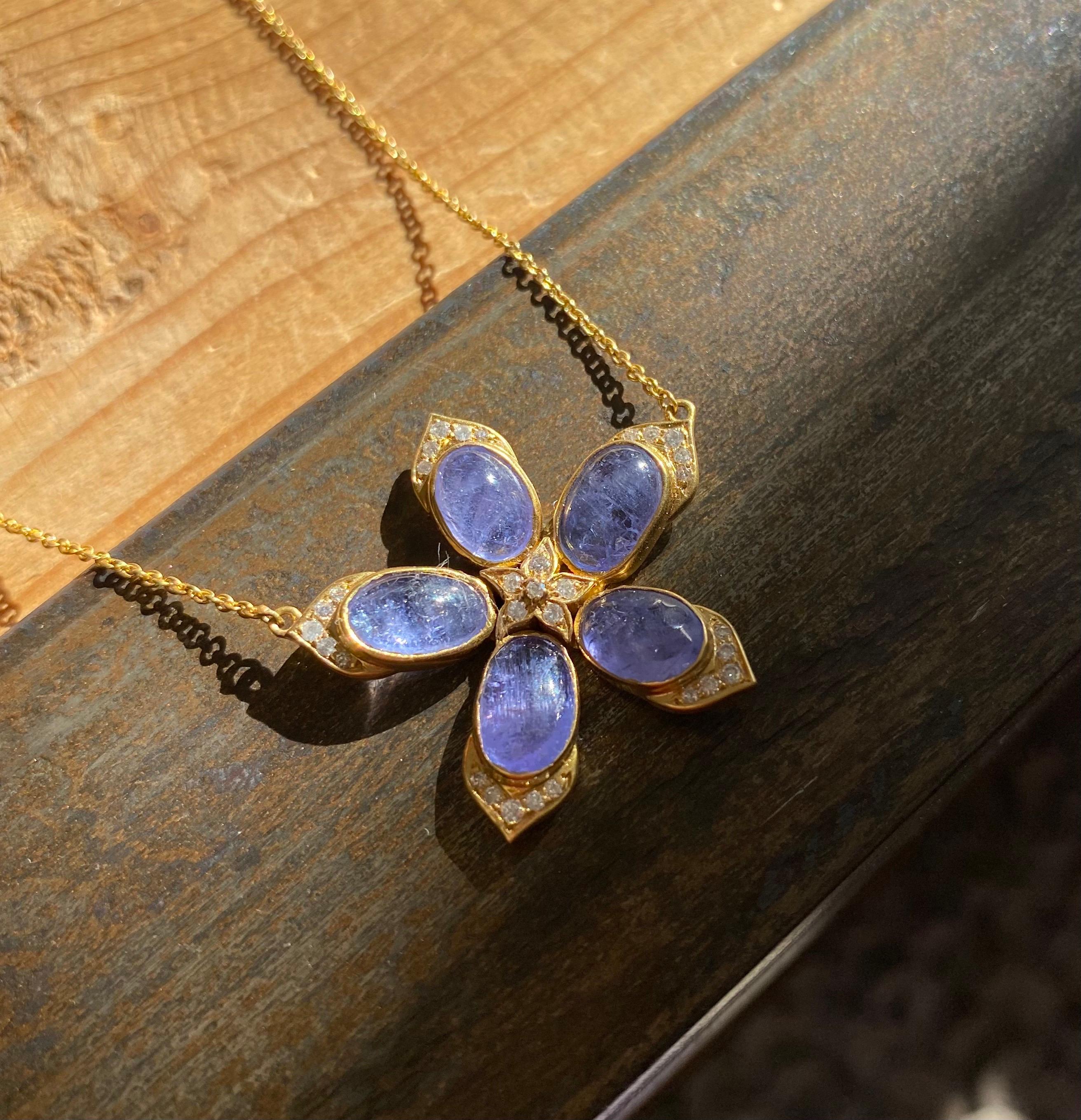 7.05cts Tanzanite, Diamond and Gold Flower Necklace by Lauren Harper For Sale 1