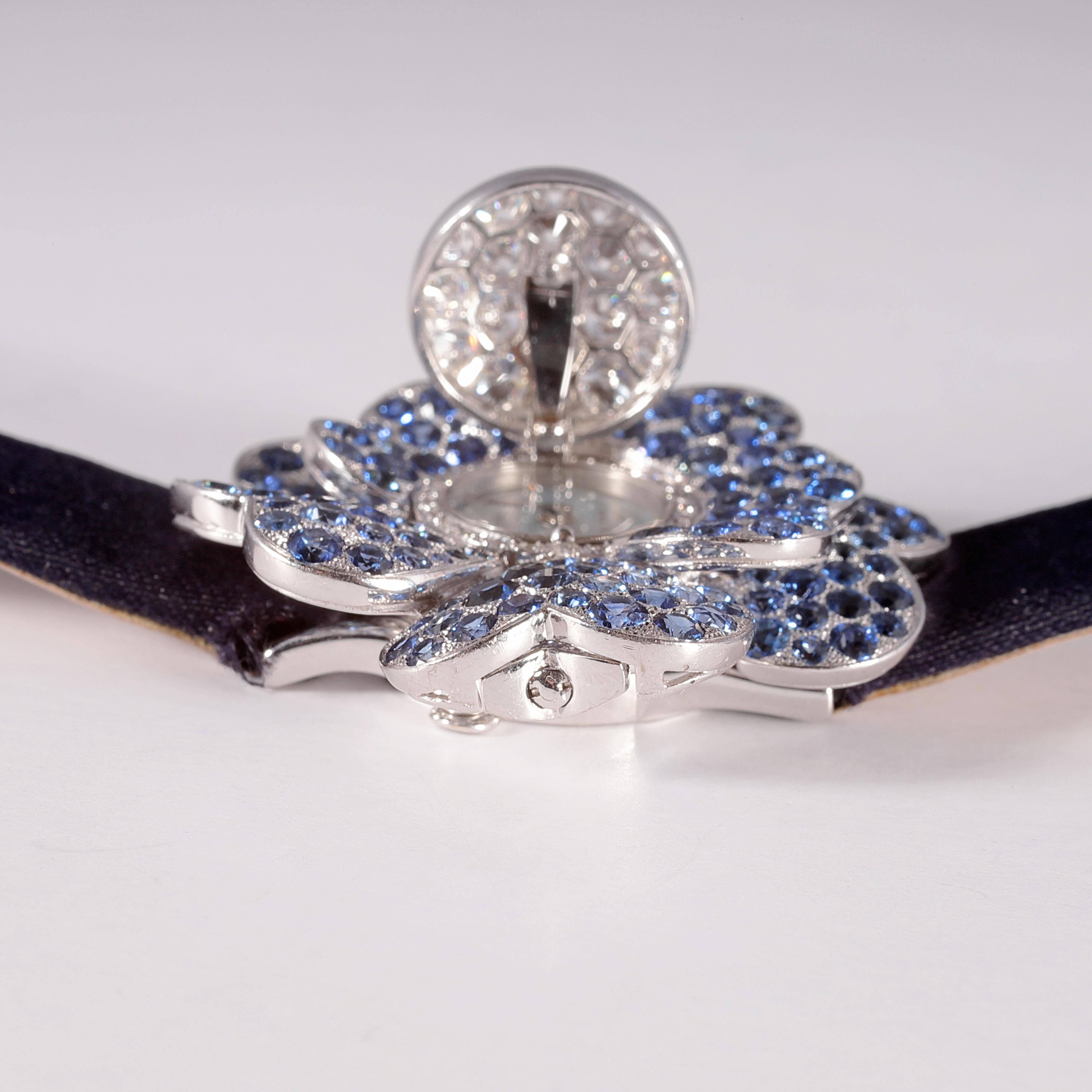 Round Cut 7.06 Carat Blue Sapphire and 3.32 Carat Diamond Van Cleef & Arpels Cosmos Watch