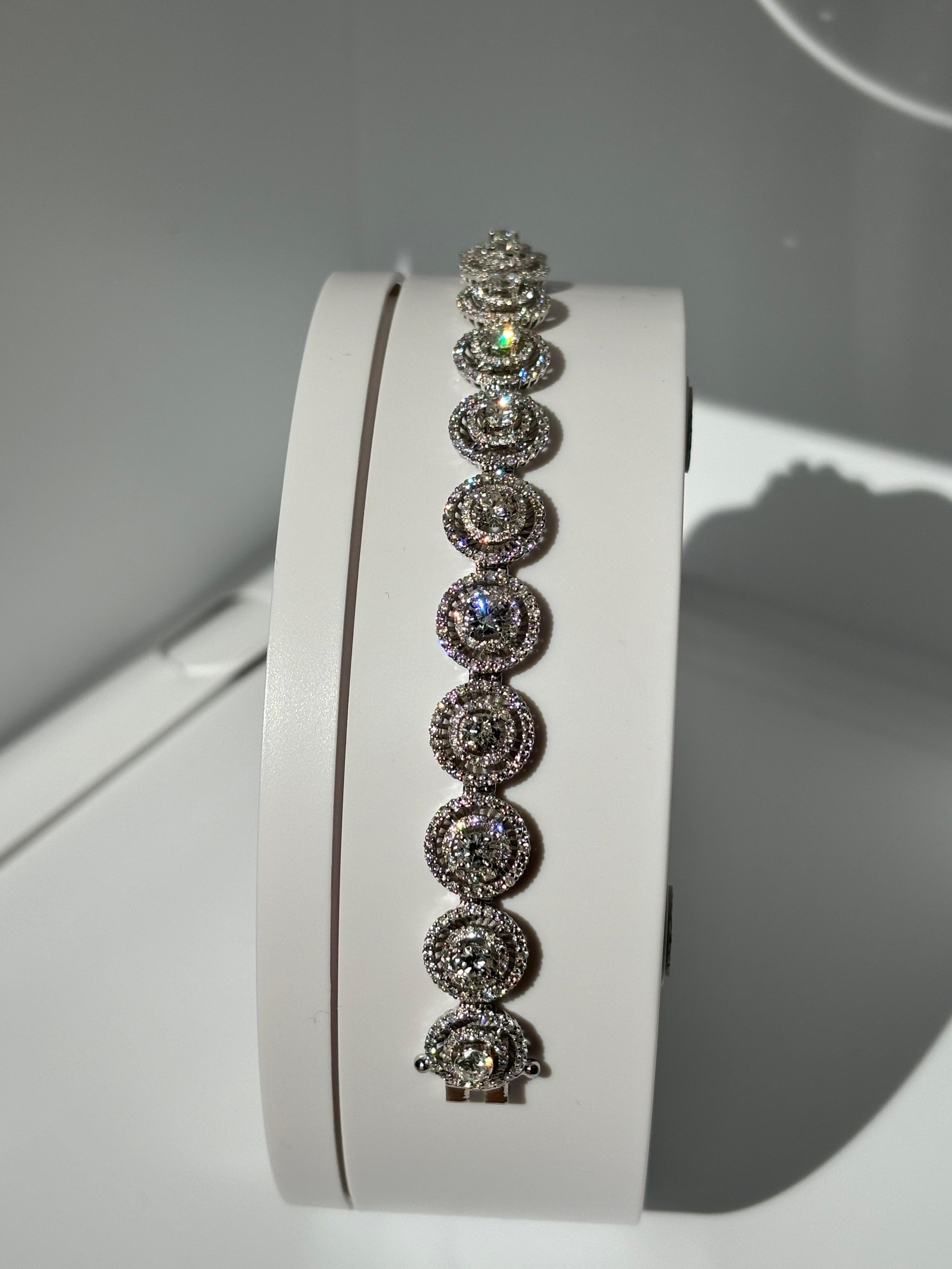 Women's or Men's 7.06 Carat Natural Diamonds Brilliant Round Double Halo Tennis Bracelet For Sale