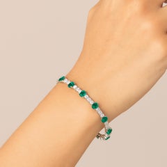 7.06 Carat Zambian Emerald 4.69 Carat SI/H Diamond Bracelet 14 Karat White Gold
