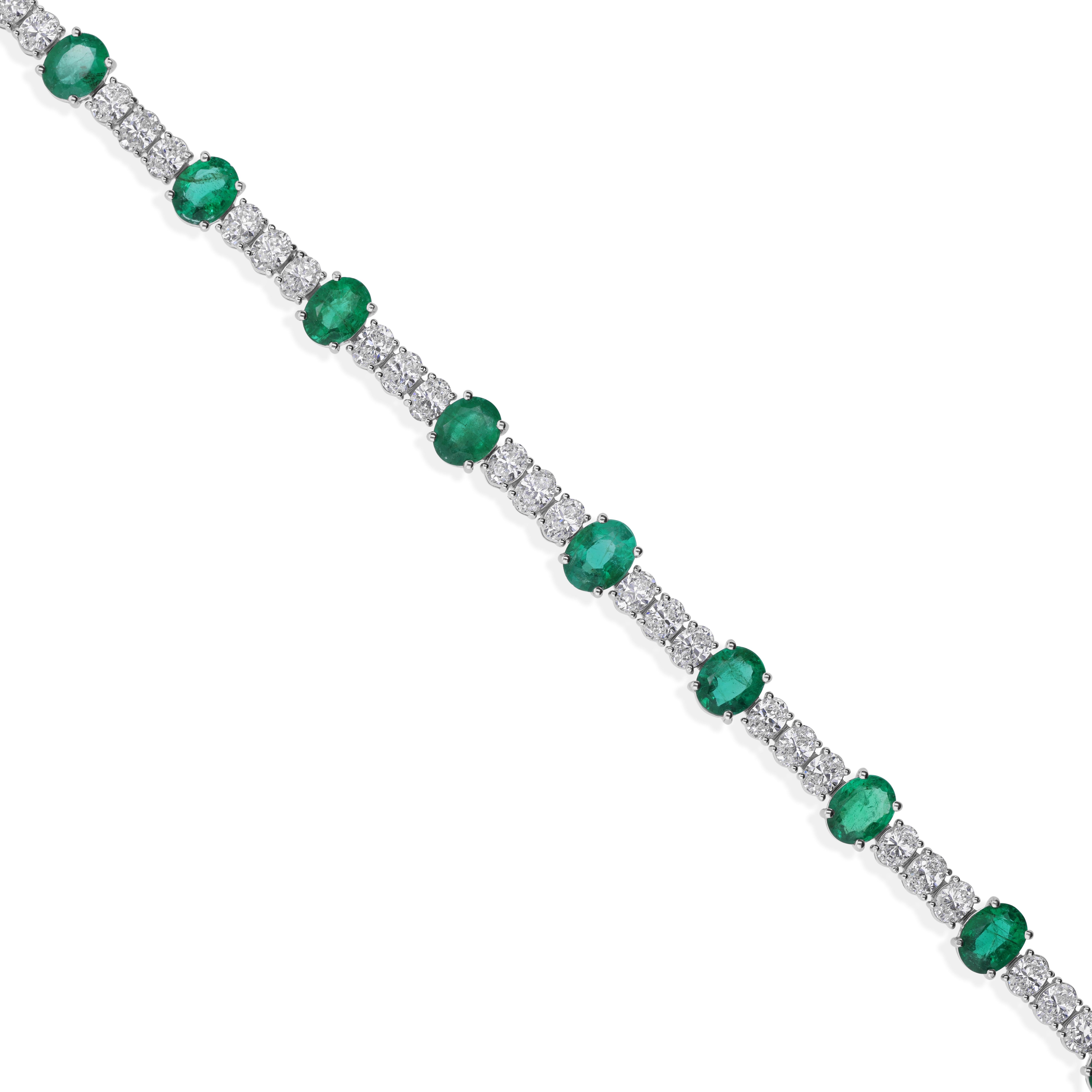 FOLLOW SPECTRUM JEWELS storefront to view the latest collection & exclusive pieces. Spectrum Jewels is proudly rated as a Top Seller on 1stdibs with 5 star customer reviews. All items manufactured by us are handmade and can be customized or