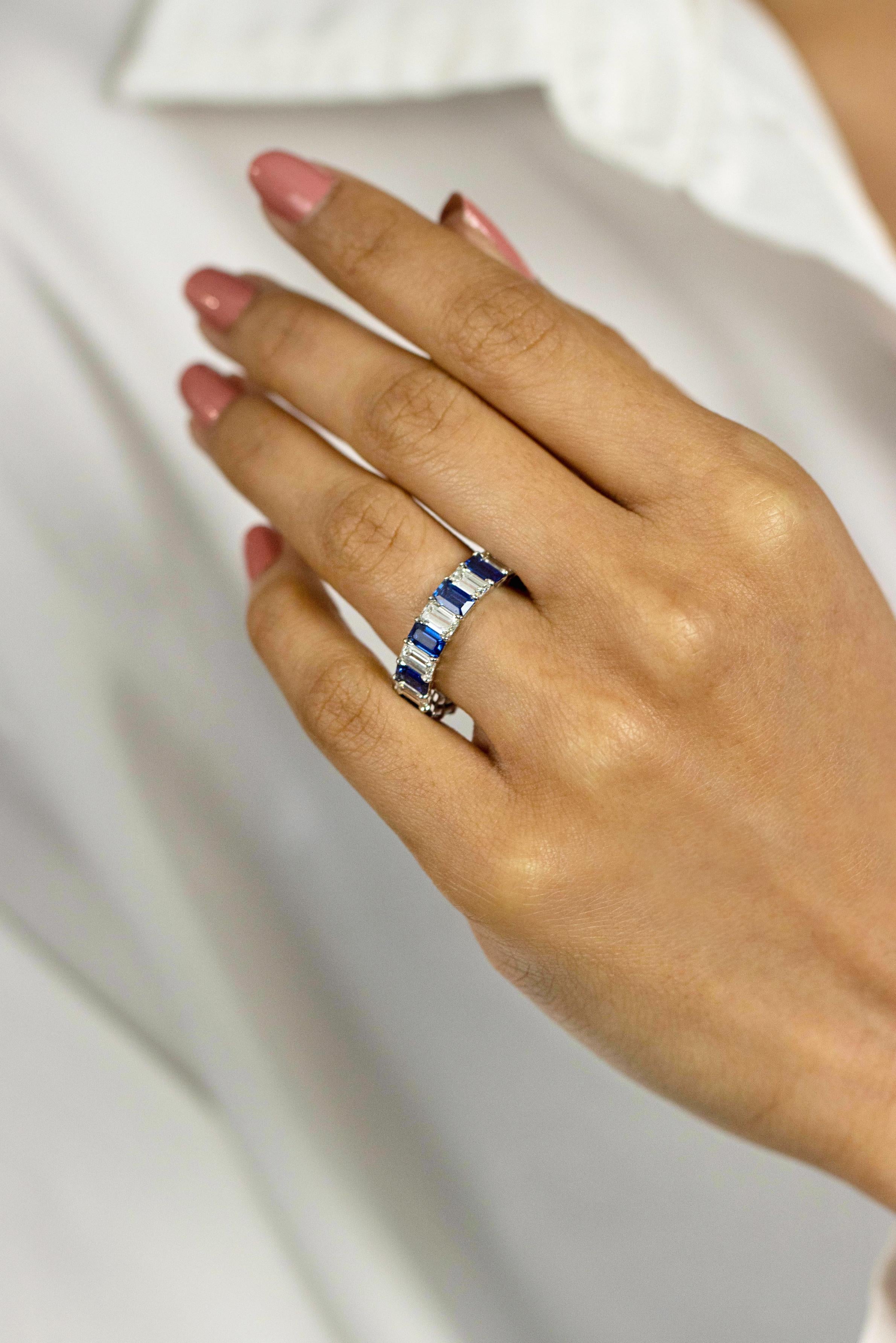 7,06 Karat Smaragdschliff abwechselnd blauer Saphir und Diamant-Hochzeitsring Damen im Angebot
