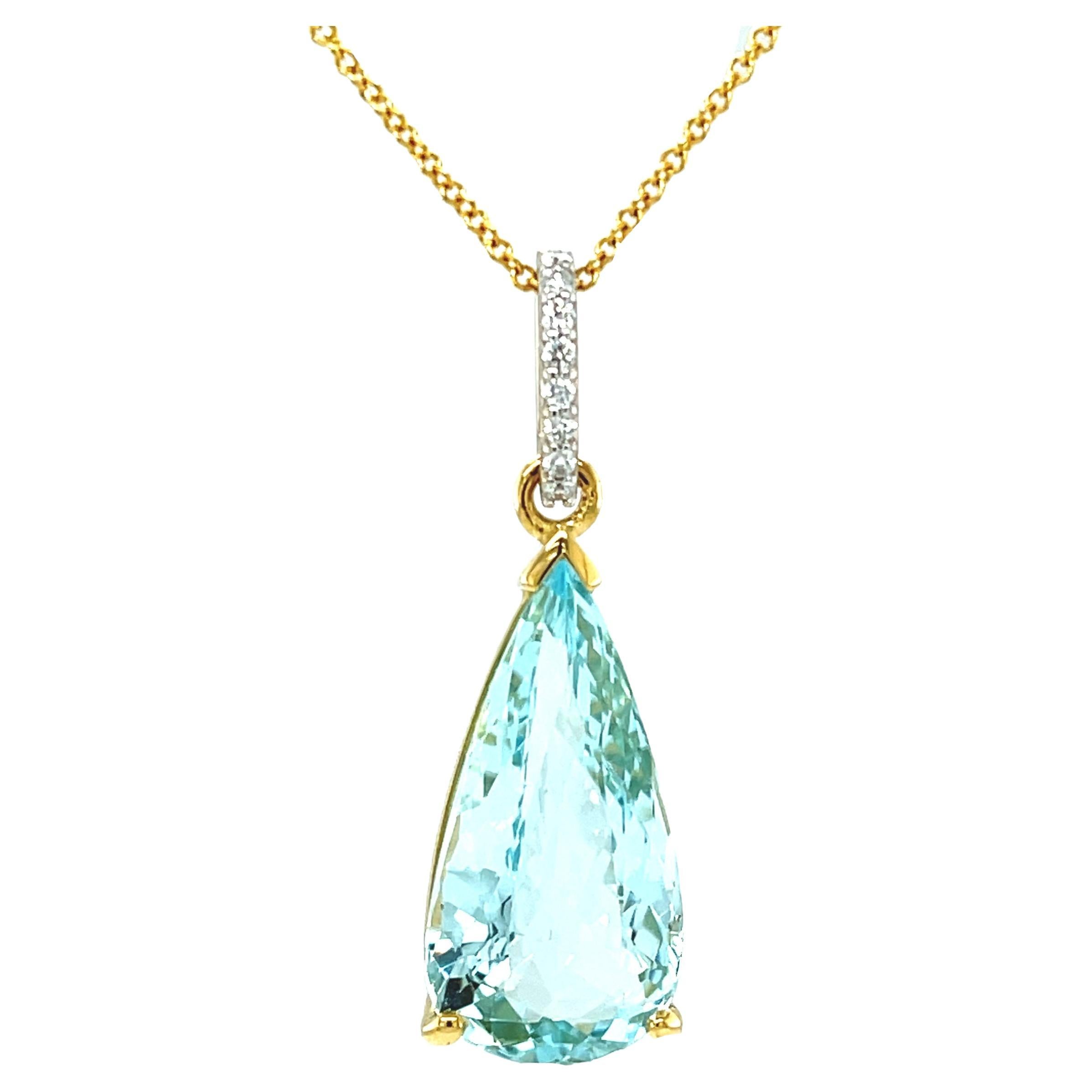  7.07 Carat Aquamarine and Diamond Pendant in White and Yellow Gold For Sale