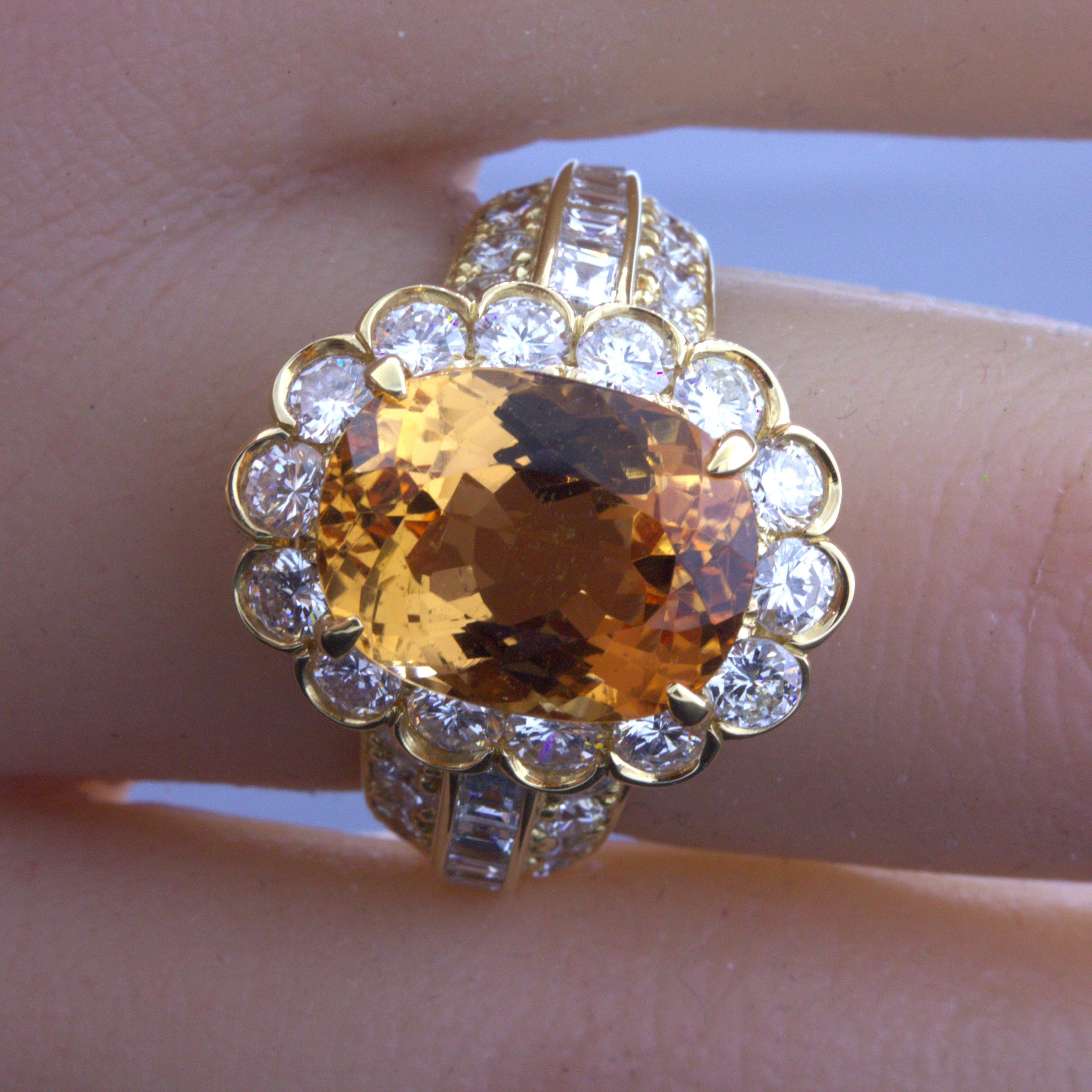 Bague en or jaune 18 carats avec topaze impériale de 7,07 carats et diamants Neuf - En vente à Beverly Hills, CA