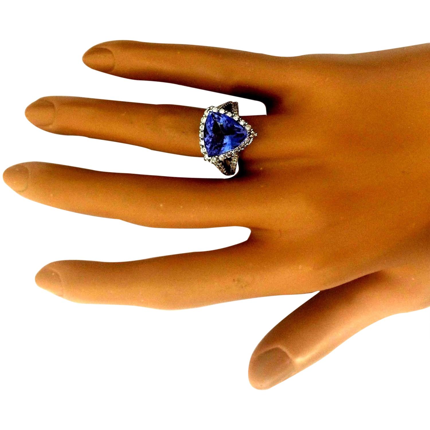 Tanzanite Diamond Ring In 14 Karat Solid White Gold  In New Condition For Sale In Los Angeles, CA