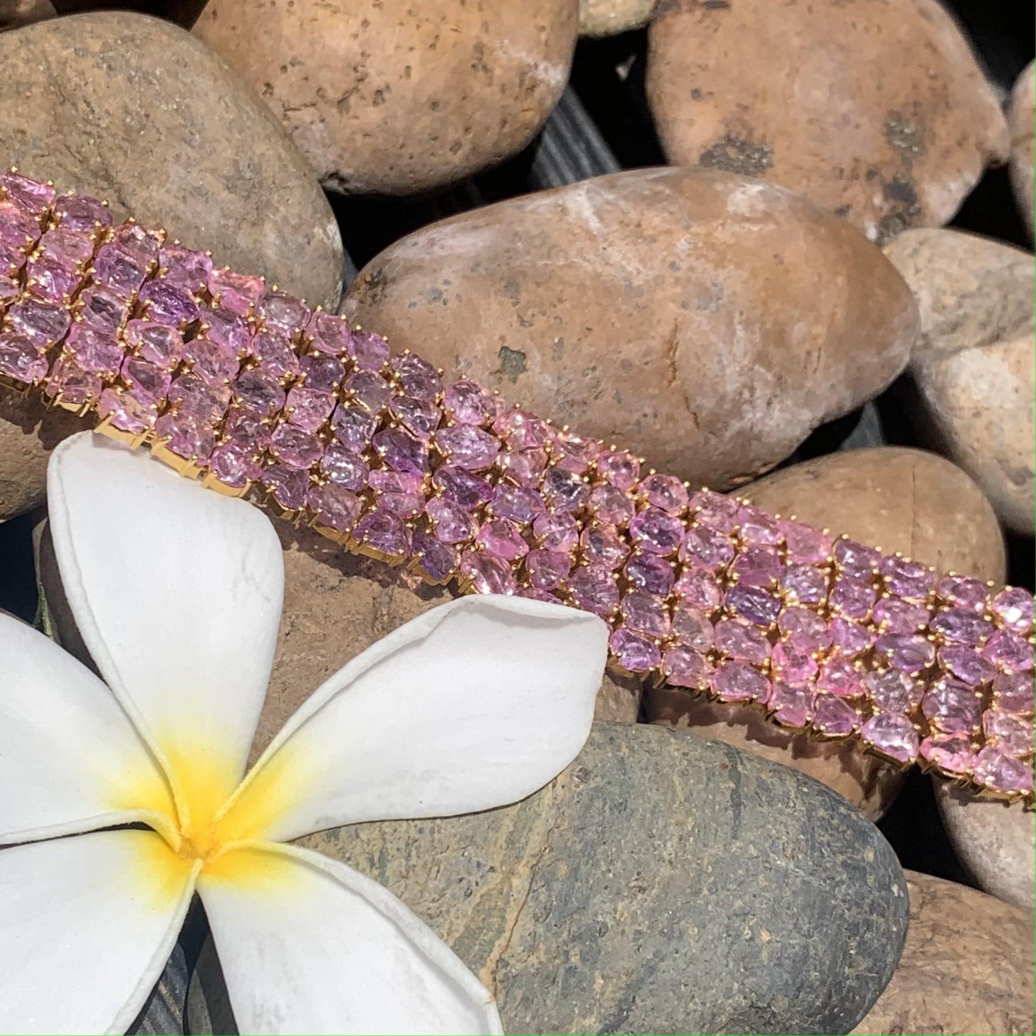 70.71 Carat Edwardian Pink Sapphire Statement Bracelet Handcrafted in 14k Gold For Sale 5