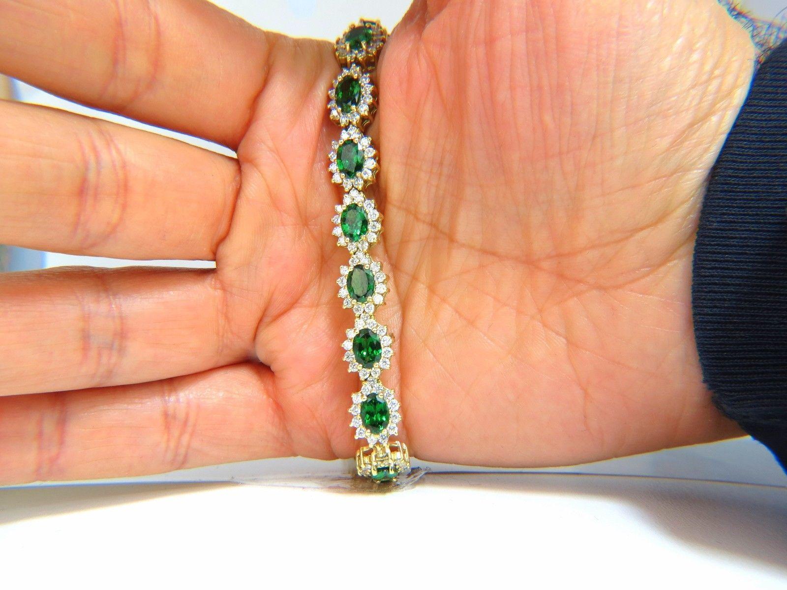 70.72 Carat Natural Tsavorites Diamond Bracelet Earrings Necklace Suite For Sale 2
