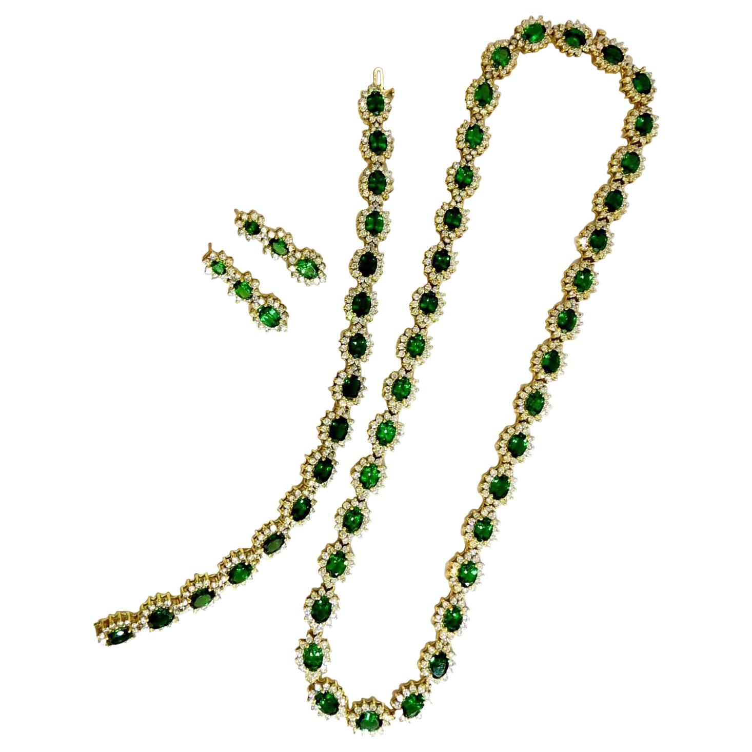 70.72 Carat Natural Tsavorites Diamond Bracelet Earrings Necklace Suite For Sale