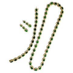 70.72 Carat Natural Tsavorites Diamond Bracelet Earrings Necklace Suite