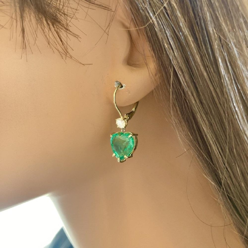 Pear Cut 7.08 Carat Heart Shape Green Emerald Fashion Earrings In 18K Yellow Gold 