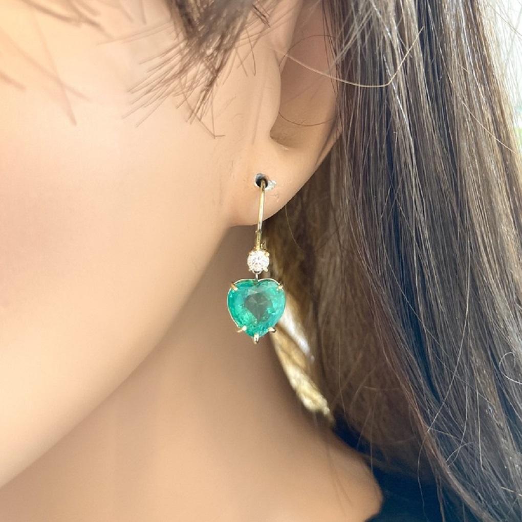 7.08 Carat Heart Shape Green Emerald Fashion Earrings In 18K Yellow Gold  In New Condition In Chicago, IL
