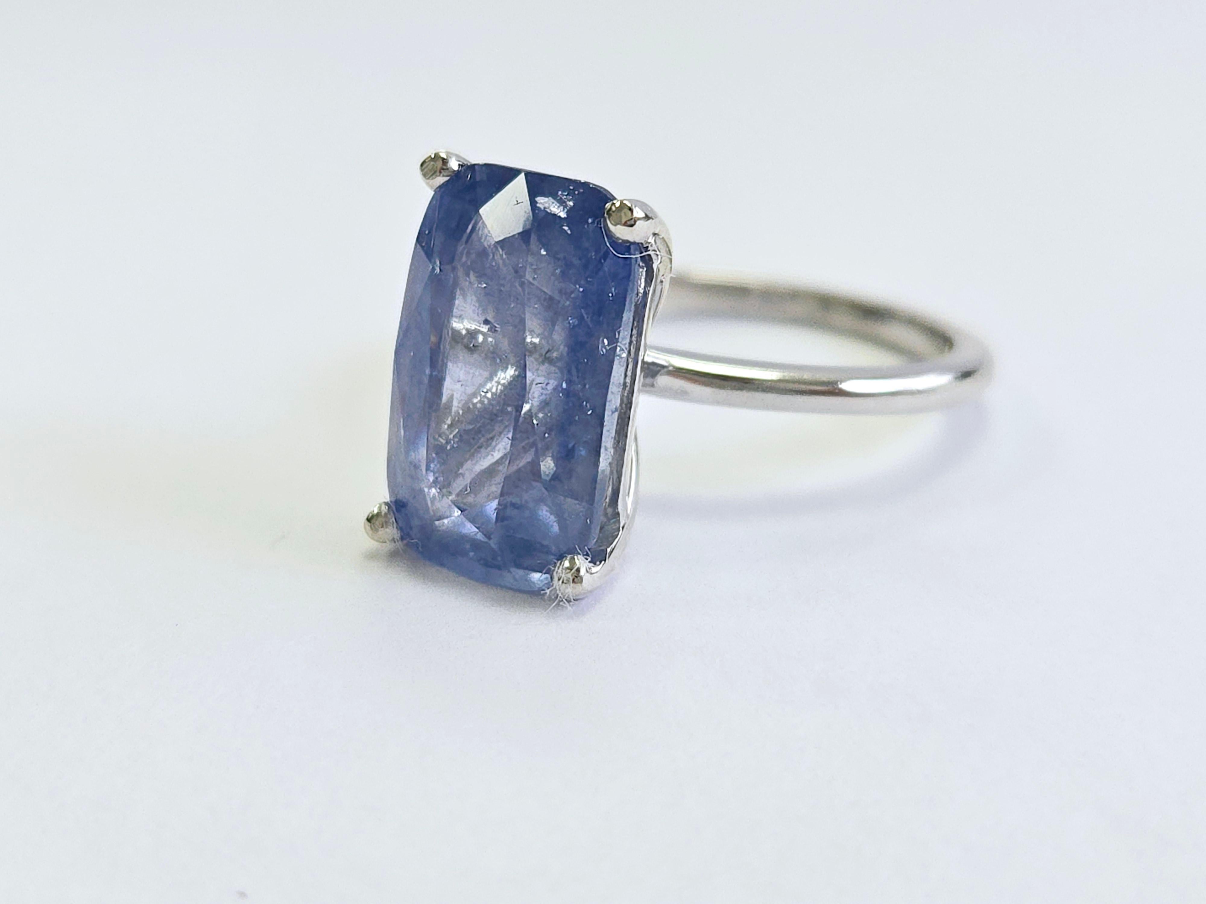 7.08 Carats Emerald Cut Pastel Natural Sapphire Ring 14 Karat White Gold In New Condition For Sale In Great Neck Plaza, NY