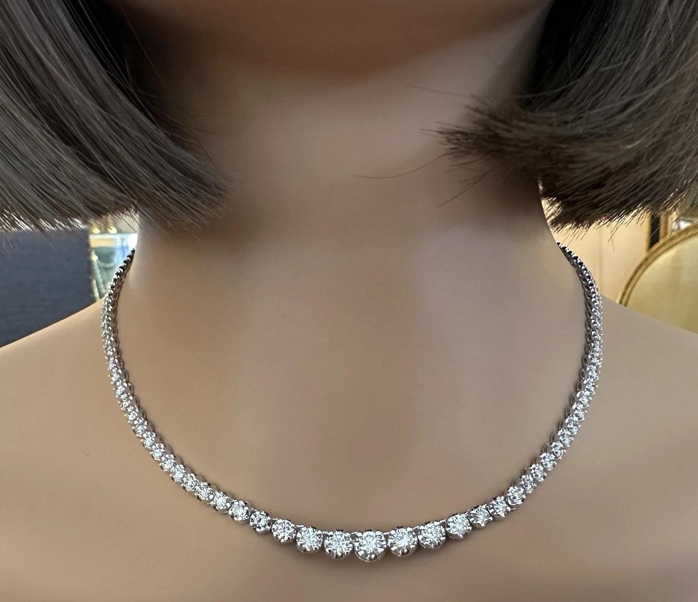 Collana Tennis graduata con diamanti naturali da 7,08 cttw in platino in vendita 2