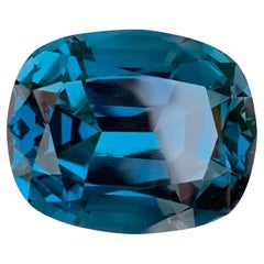 Topaze bleue londonienne élégante en forme de coussin de 70,80 carats