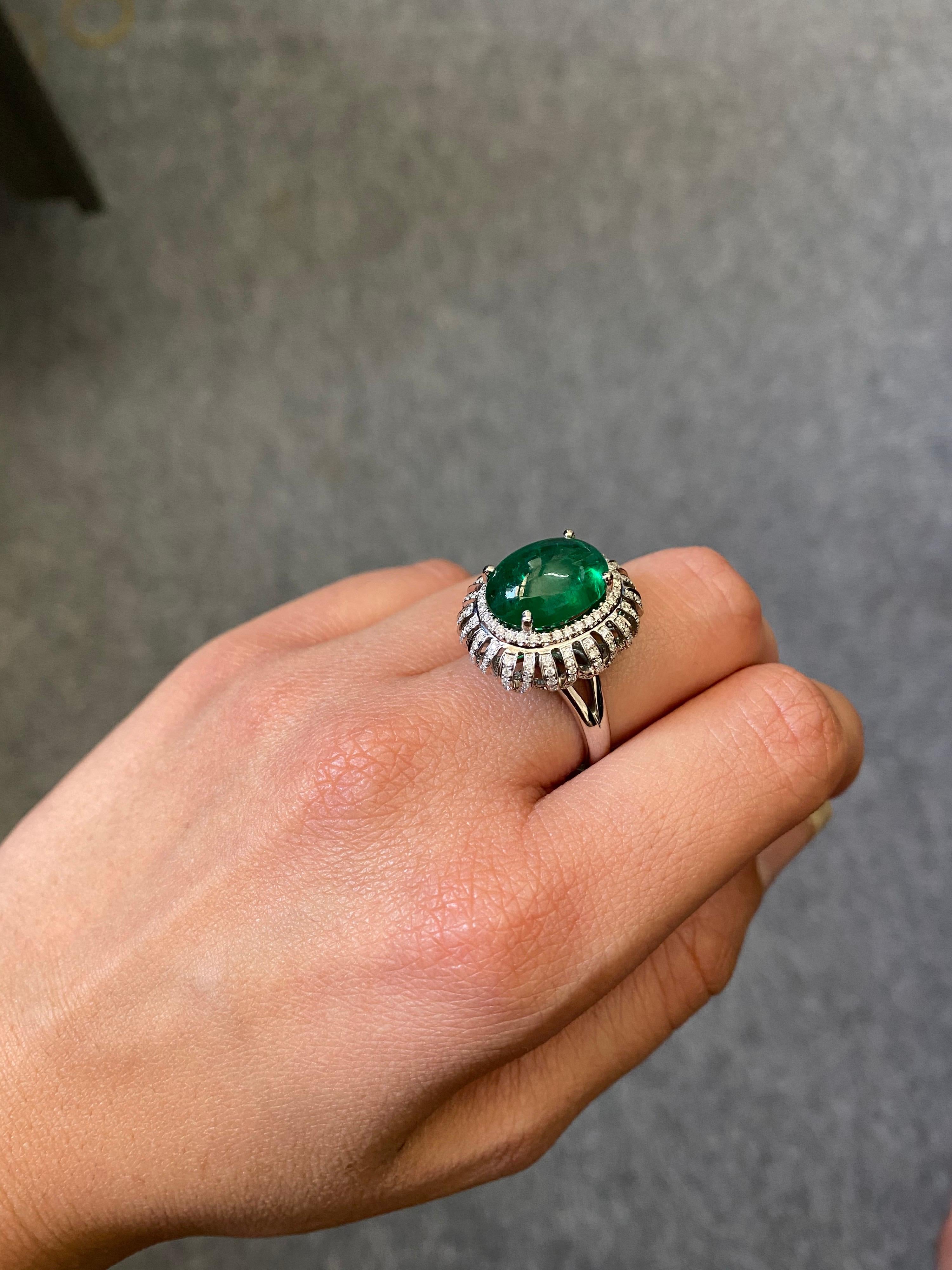Women's or Men's 7.09 Carat Emerald Cabochon and Diamond Cocktail Ring For Sale