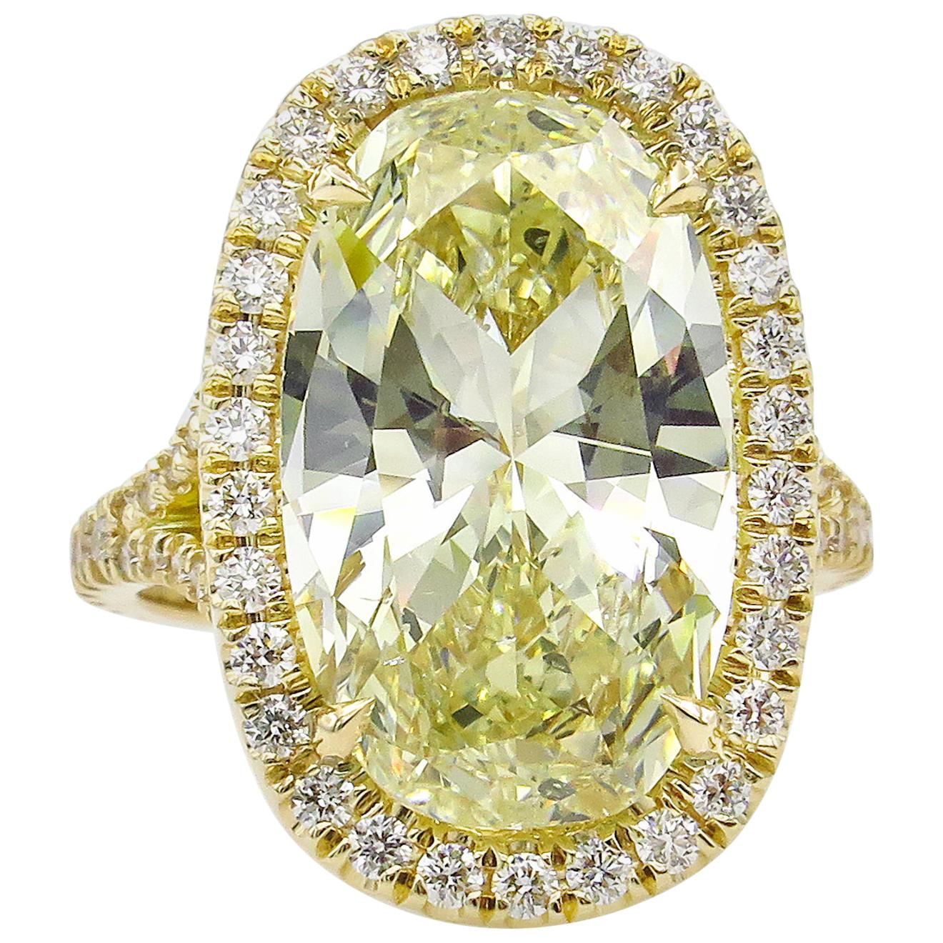 7.09 Carat Estate Vintage Oval Diamond Wedding Yellow Gold Ring EGL USA