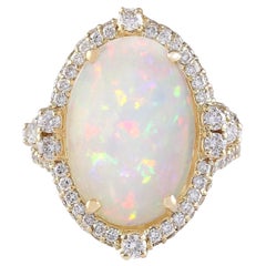 Schillernder natürlicher Opal-Diamantring aus 14 Karat Gelbgold 