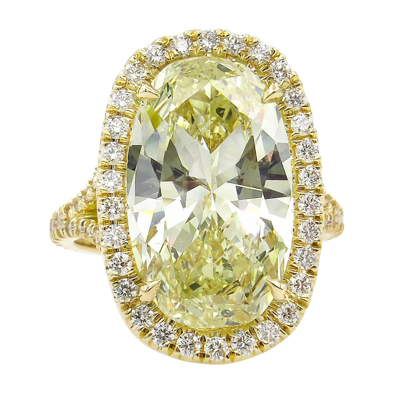 7.09 Carat Oval Diamond Halo Engagement Wedding Yellow Gold Ring EGL, USA