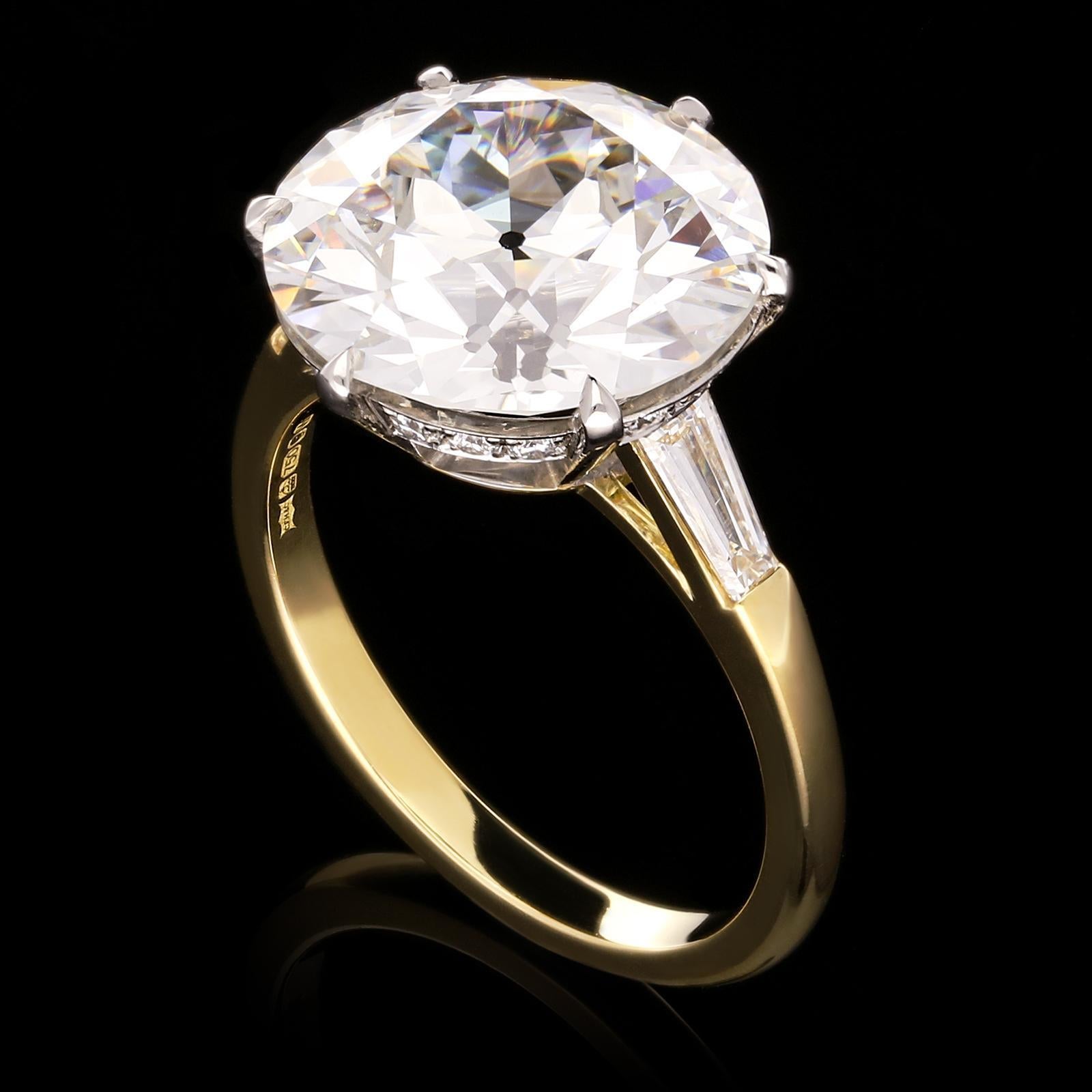 Taille ronde Hancocks Bague en diamant taille brillant européen ancien de 7,09 carats G VS1 en vente