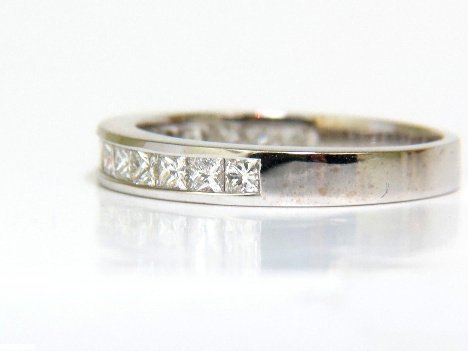 .70 Carat Classic Princess Cut Diamonds Band Ring 14 Karat For Sale 2