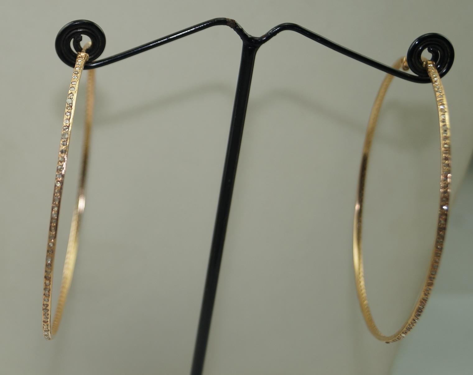 Elevate your style with these stunning retro hoop earrings, meticulously designed to offer a perfect blend of vintage charm and modern elegance. These earrings are crafted from premium sterling silver, known for its durability and high quality, and