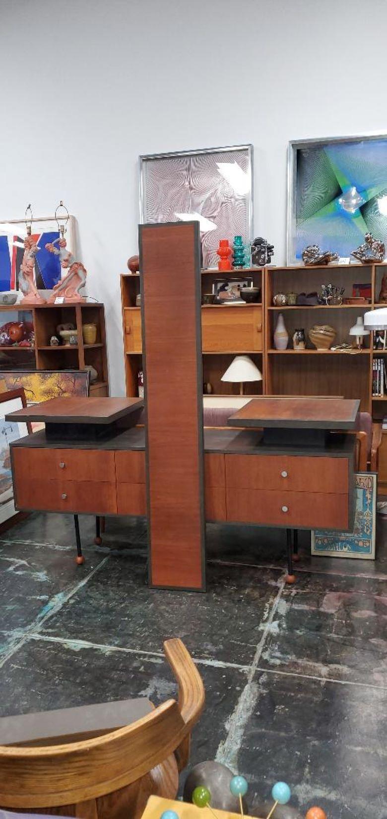 1970s - 4 piece bedroom suite - dresser, hanging headboard and 2 low night stands.

4 Piece bedroom suite, a walnut and Formica 6 drawer dresser, with matching custom walnut and Formica hanging headboard and 2 matching walnut and Formica low