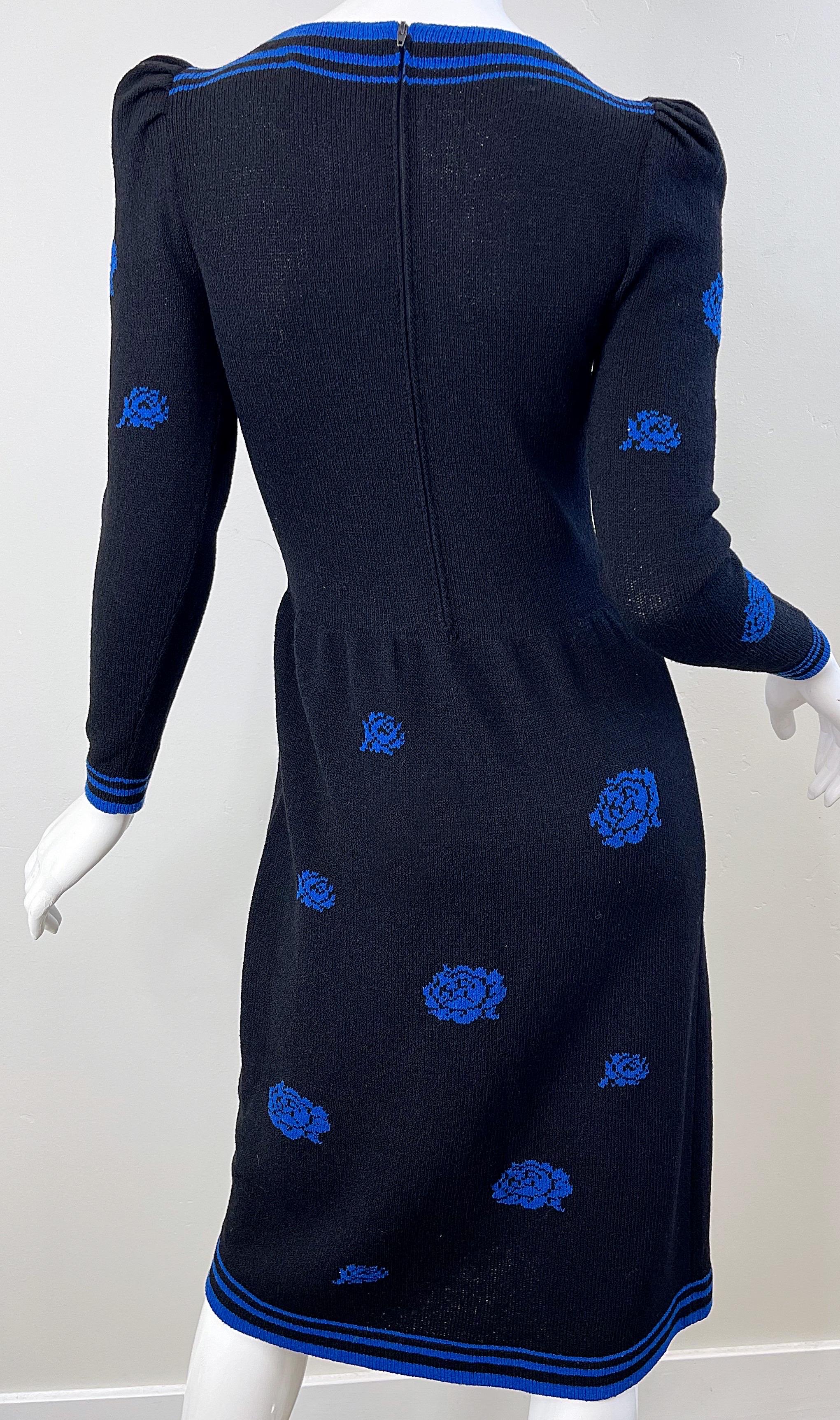 Women's 70s Adolfo For Saks 5th Avenue Black Blue Flower Print Vintage 1970s Knit Dress For Sale