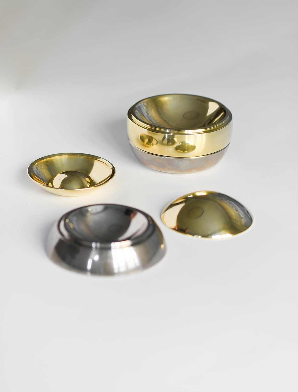 70s Ashtray Set by Tommaso Barbi in Metal and Brass In Good Condition For Sale In Roma, RM
