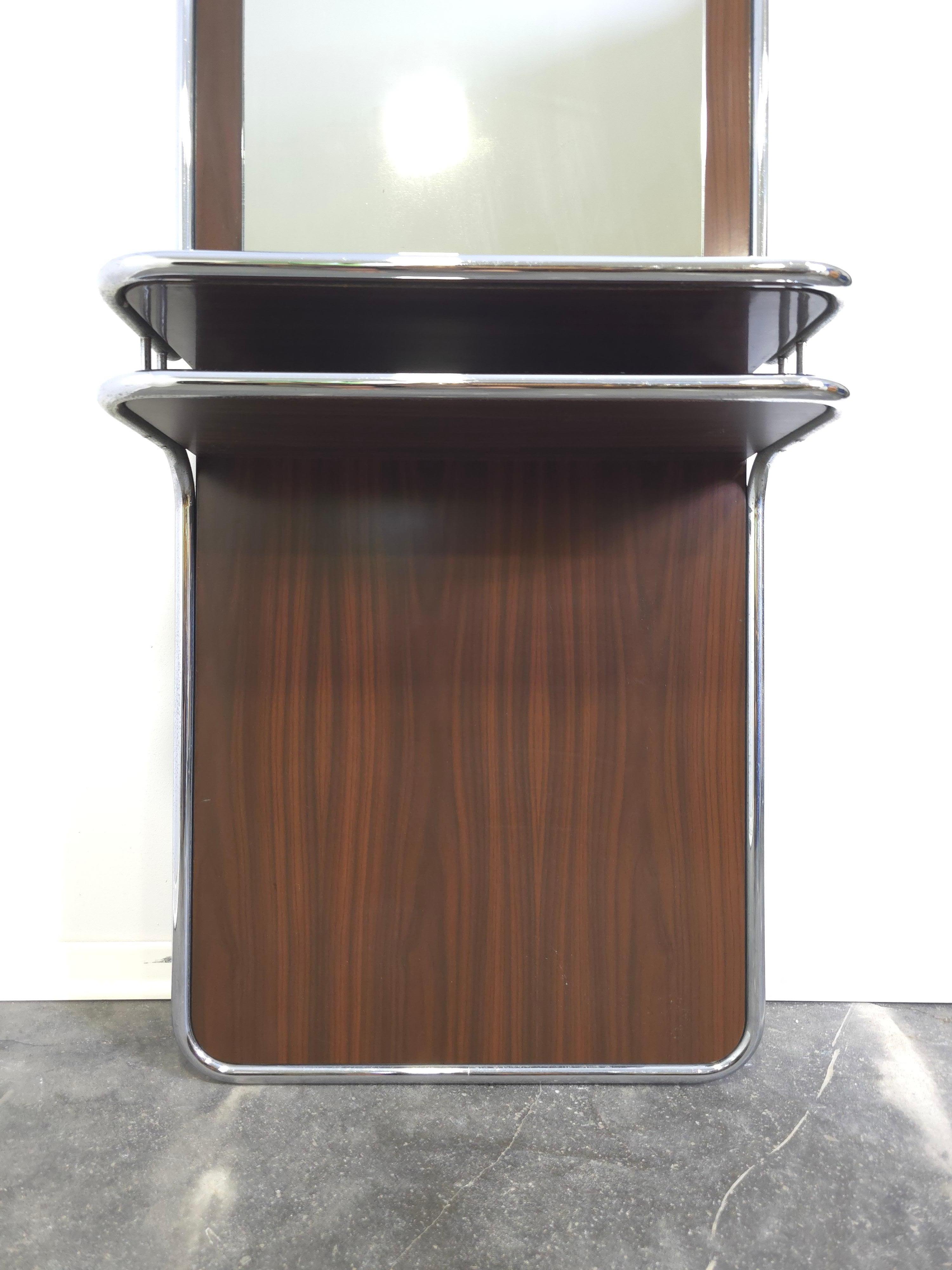 Fine XX secolo Specchio BAUHAS anni '70 con Noce in vendita