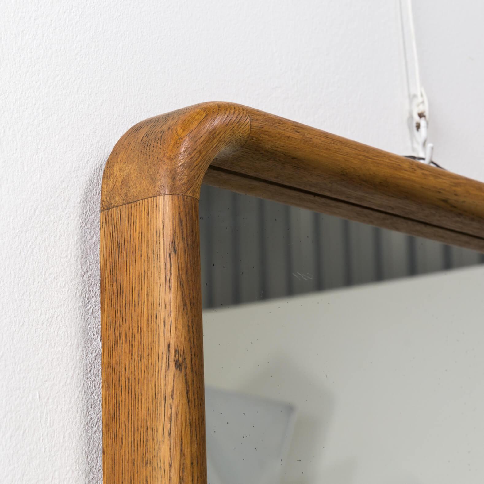 1970s Beautiful Designed Mirror with Oak Wooden Frame In Good Condition In Amstelveen, Noord