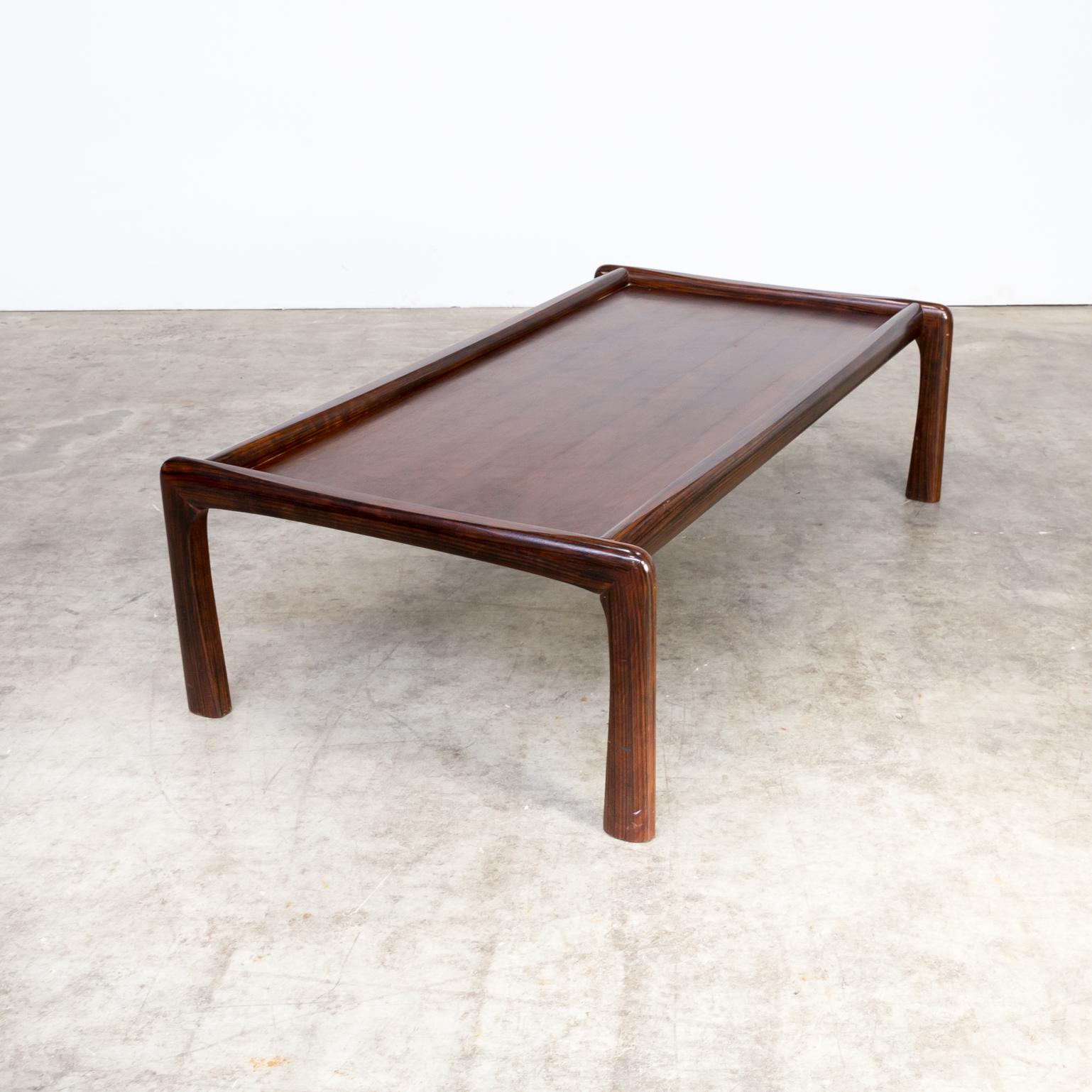 Late 20th Century 1970s Beautiful Rosewood Coffee Table For Sale