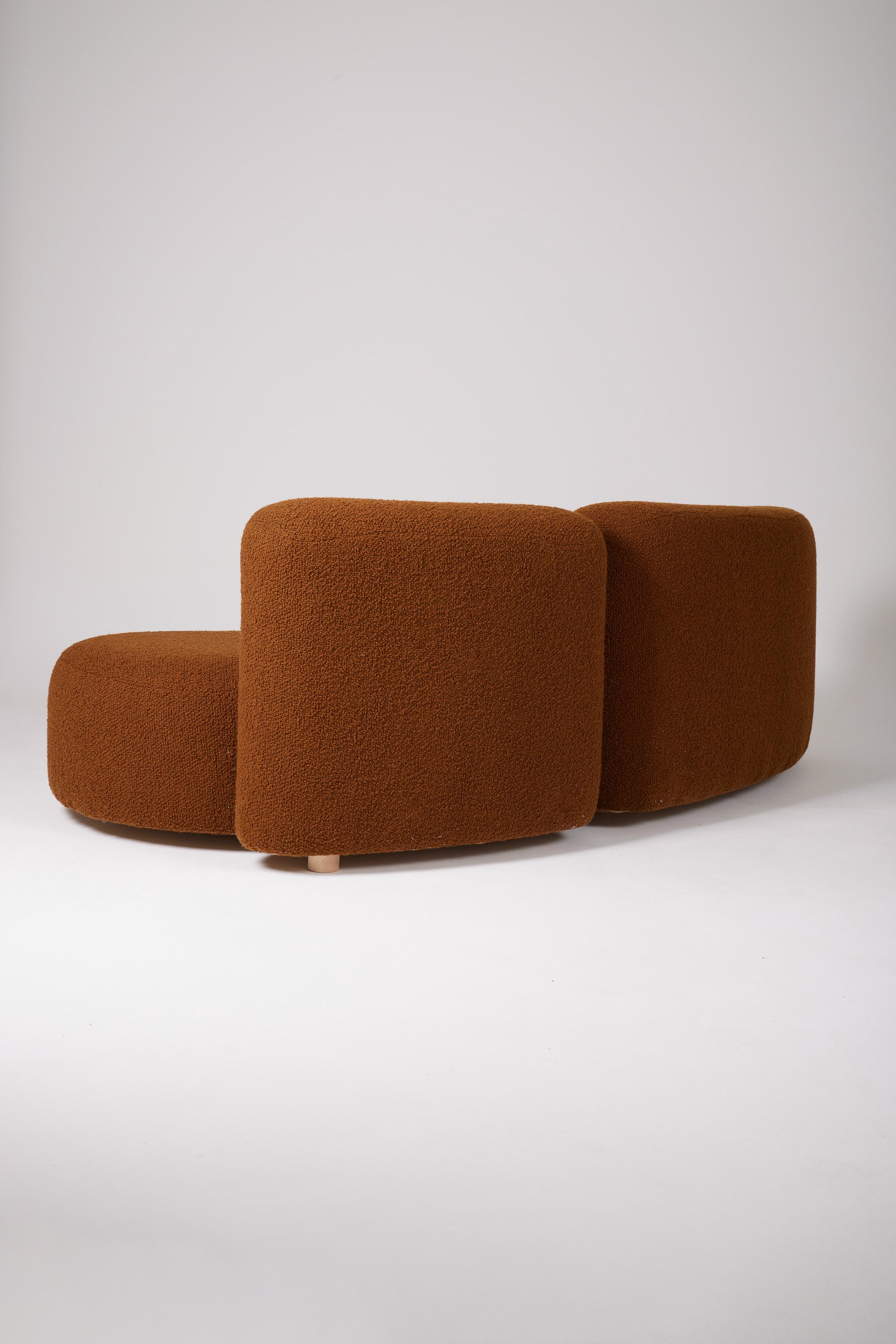 70er Jahre Bouclé 3-Sitzer Sofa im Angebot 1