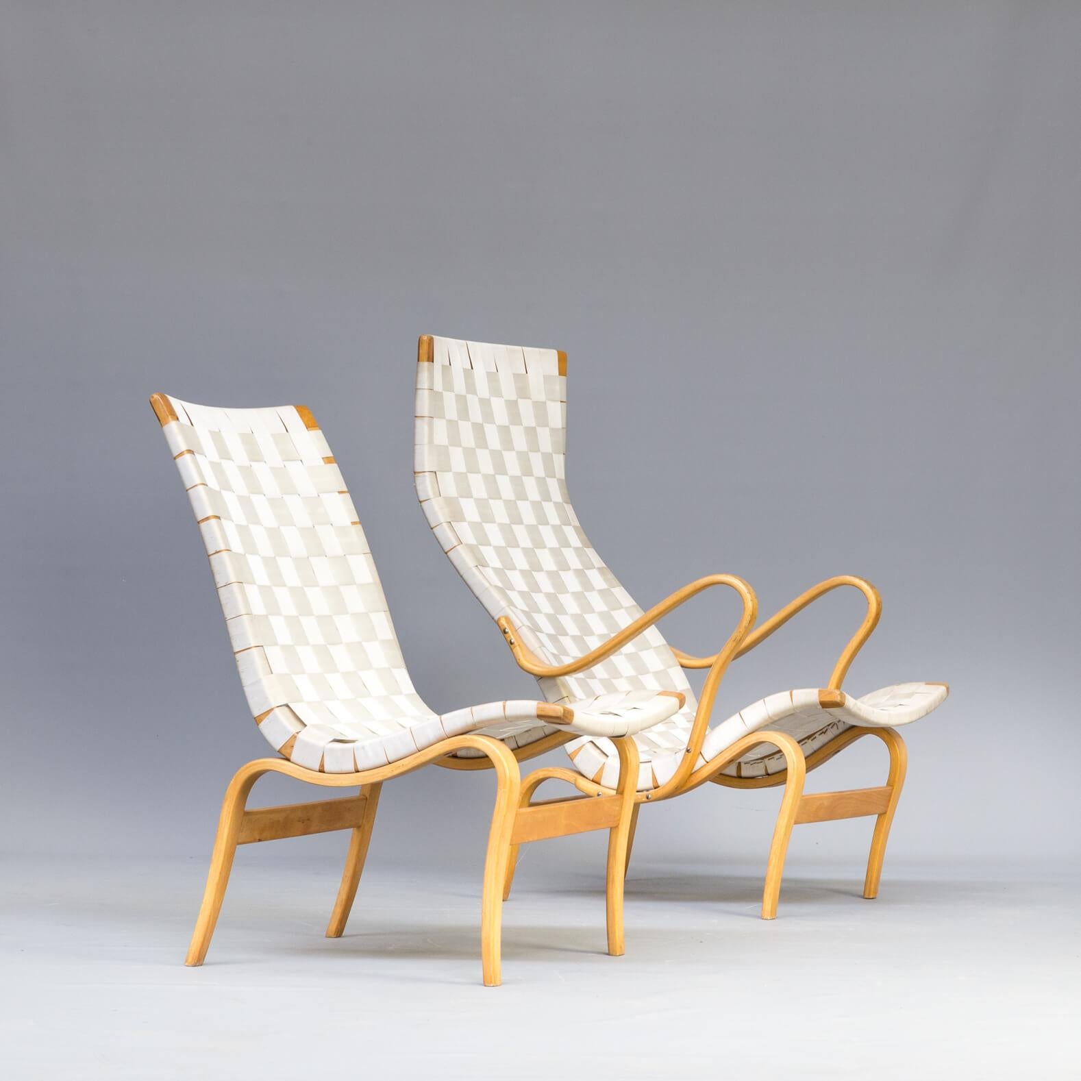 1970s Bruno Mathsson ‘Pernilla’ Chairs for Karl Mathsson Set of 2 In Good Condition For Sale In Amstelveen, Noord