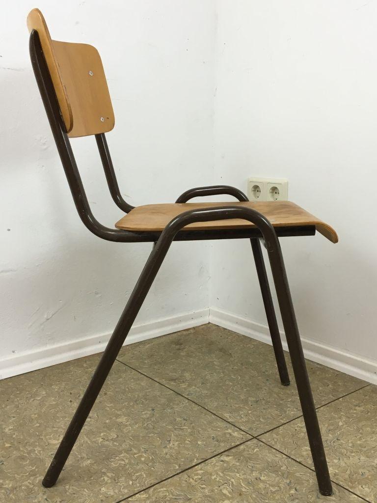 Allemand Chaise d'atelier des années 70 Chaise en bois Chaise avec cadre en métal Design de l'ère spatiale Vintage en vente