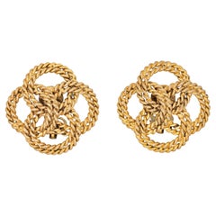 70s Chanel Large Earrings Quatrefoil Round Rope Link Clip On Yellow Gold Tone