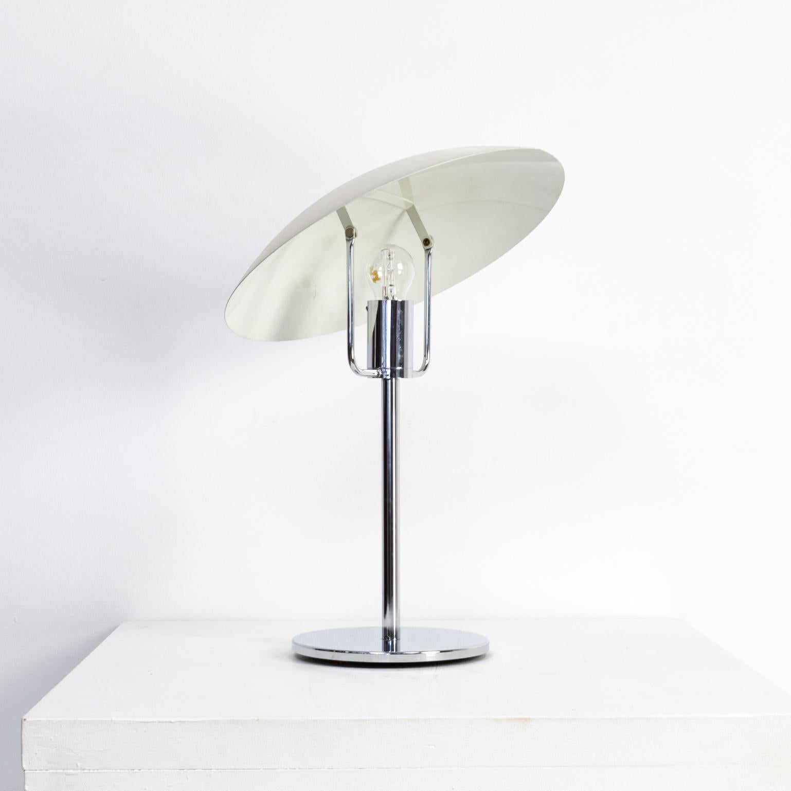 1970s Chrome and Metal Table Lamp for SCE In Good Condition For Sale In Amstelveen, Noord