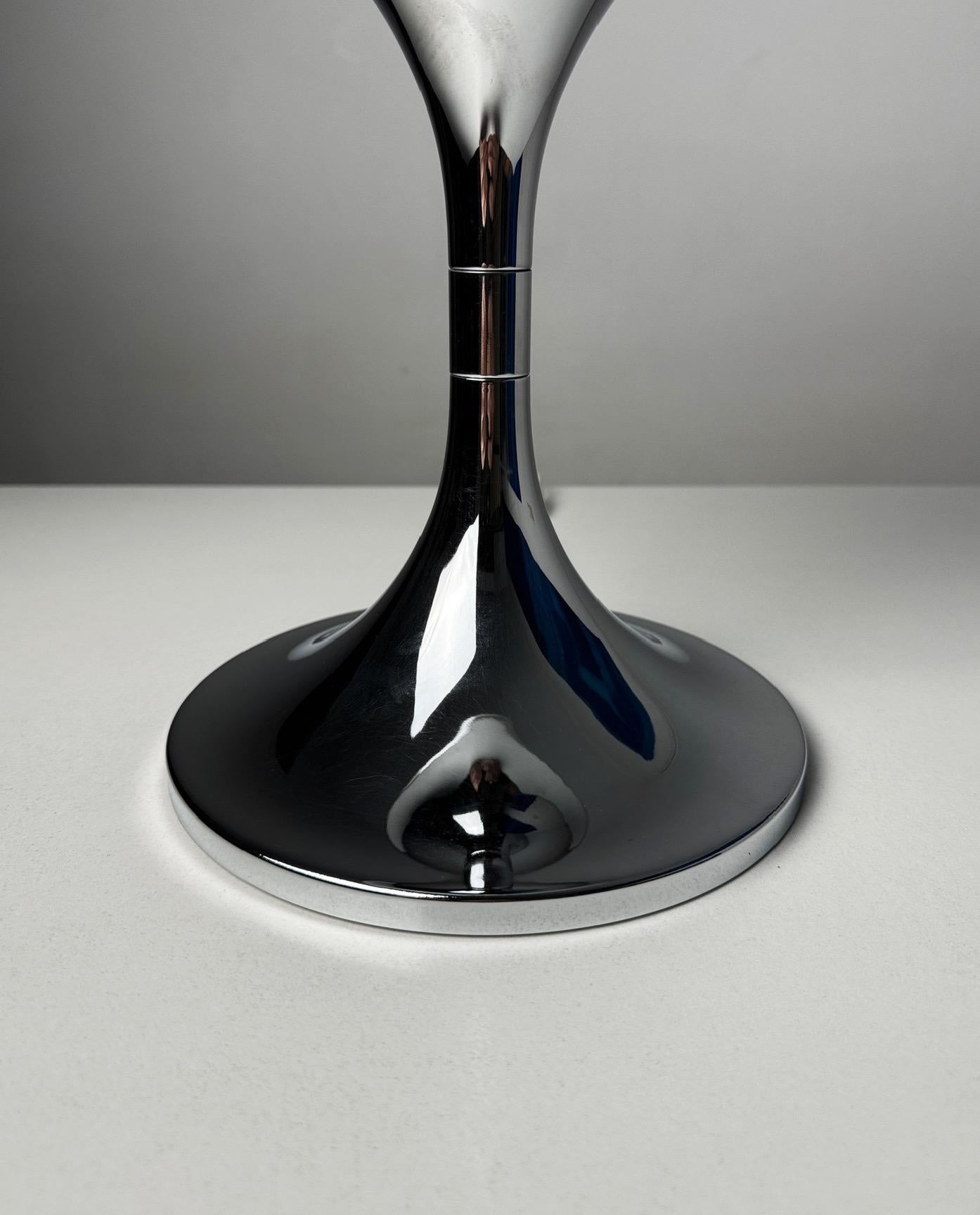 Spanish 70s Chrome and Opaline Table Lamp – Space Age Design For Sale