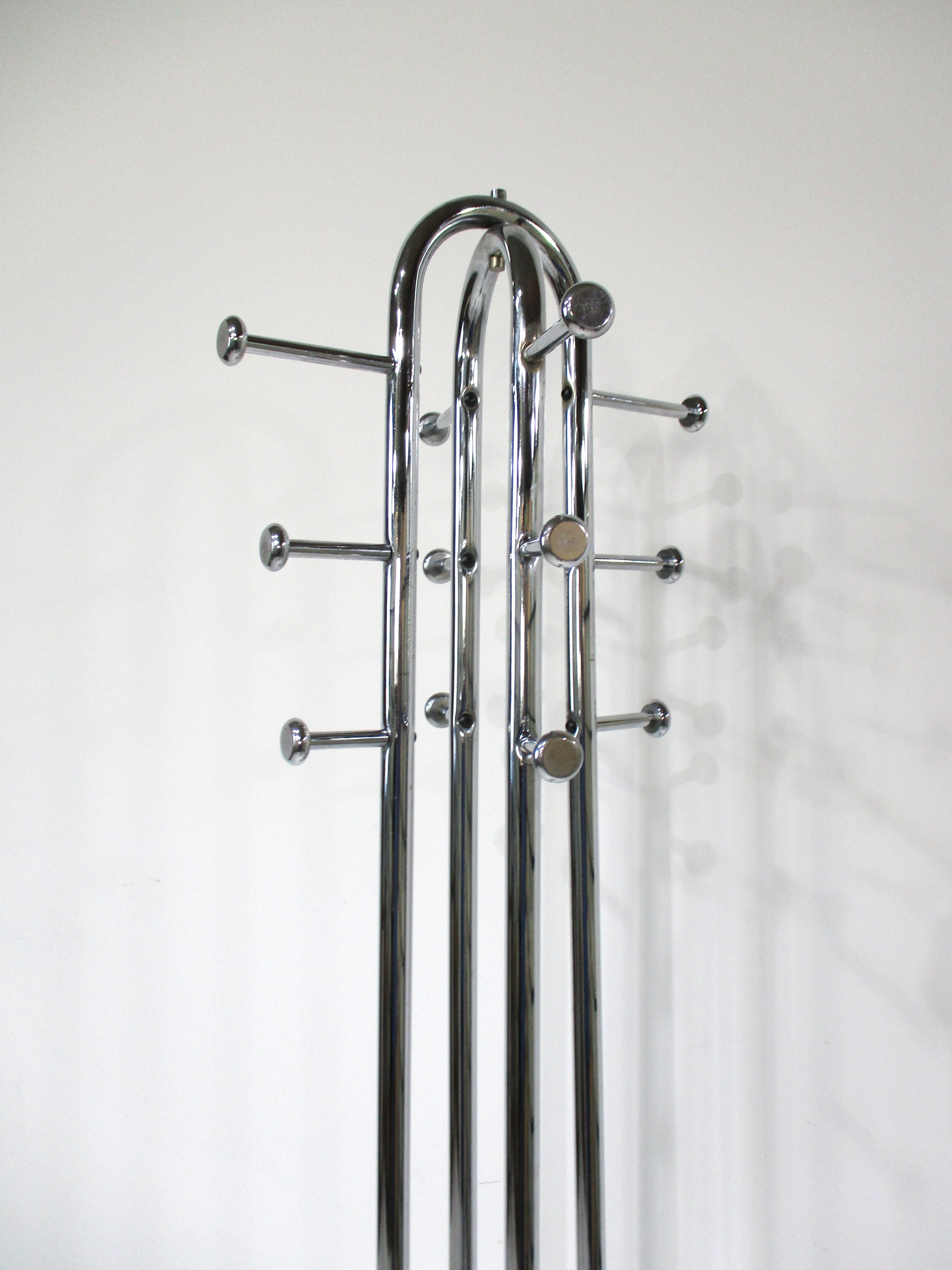 Appendiabiti cromato anni '70 nello stile di Verner Panton In condizioni buone in vendita a Cincinnati, OH